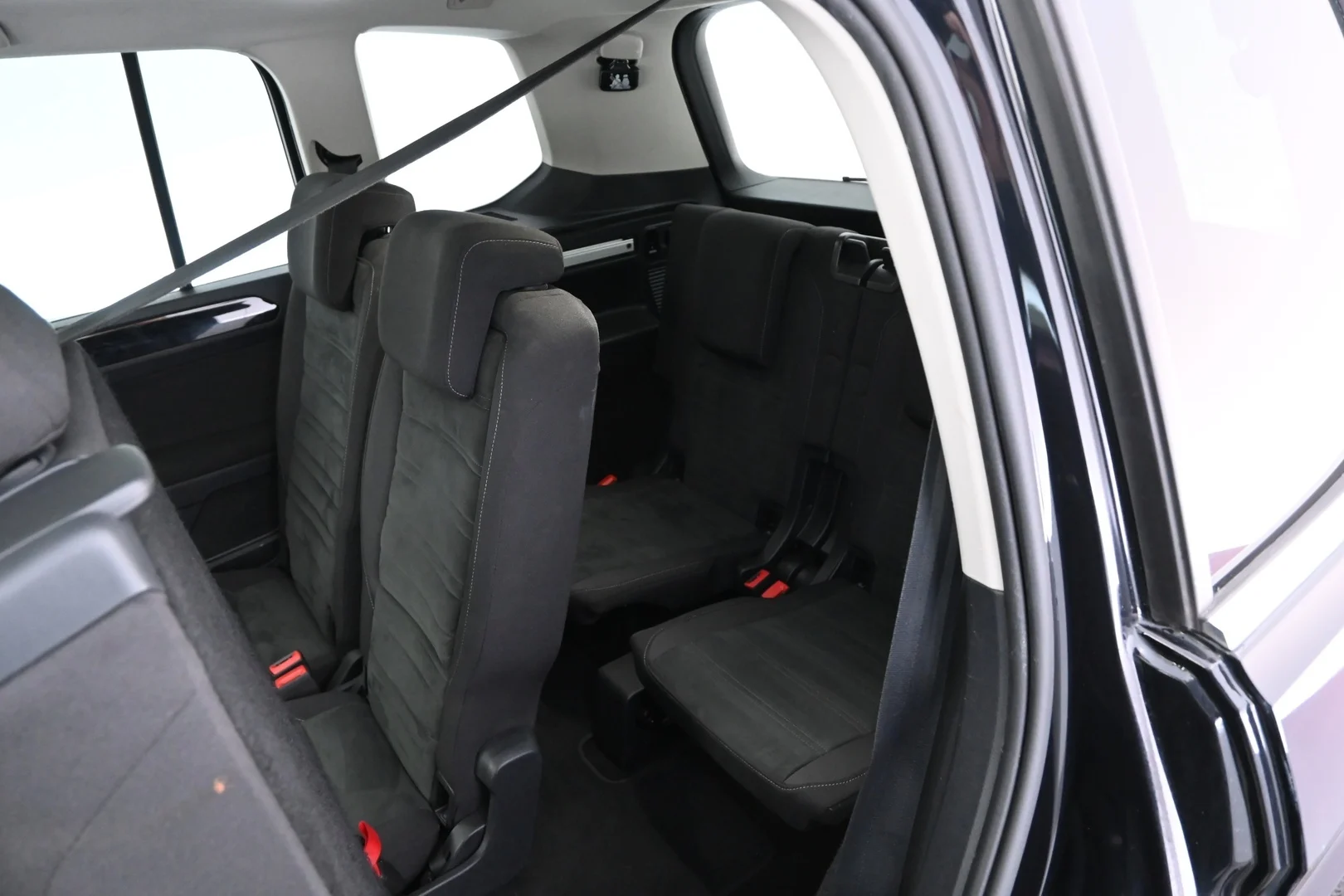 Car Image - GTwGz2JKguCMJp9QeG7Rc