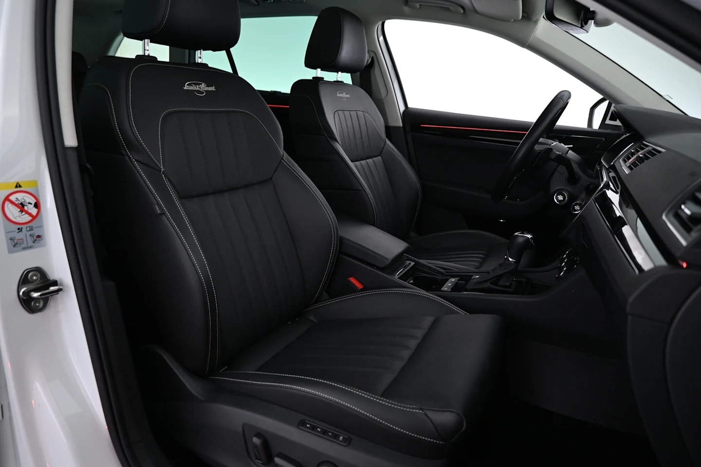 Car Image - 6526zPhxvwdL91ioJmGMSu