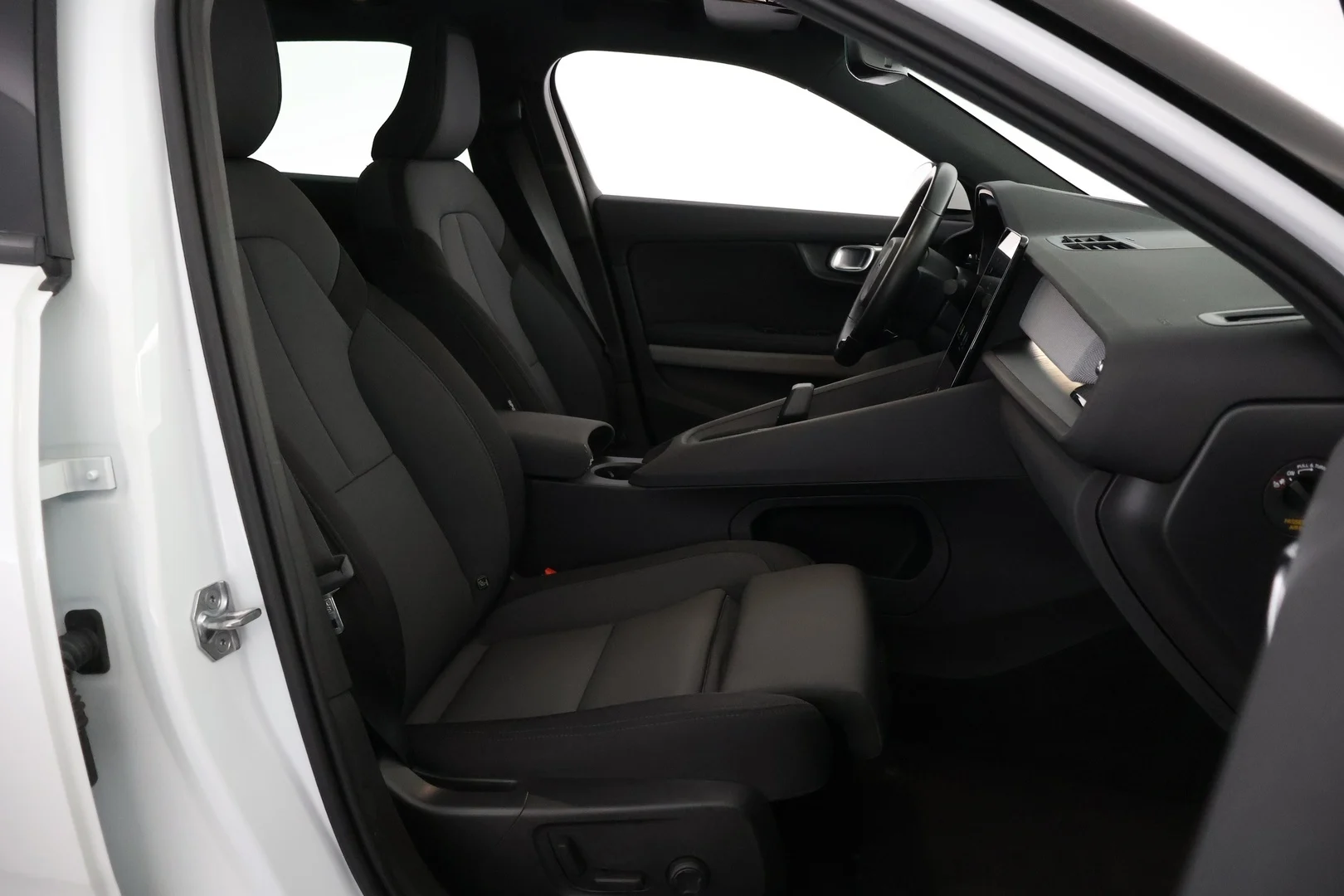 Car Image - 7qkVBv2qEXs9wYBIZDll67