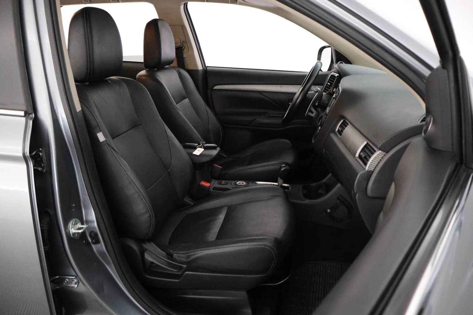 Car Image - 2qbqBSJeyPTUnI1bN6yIca