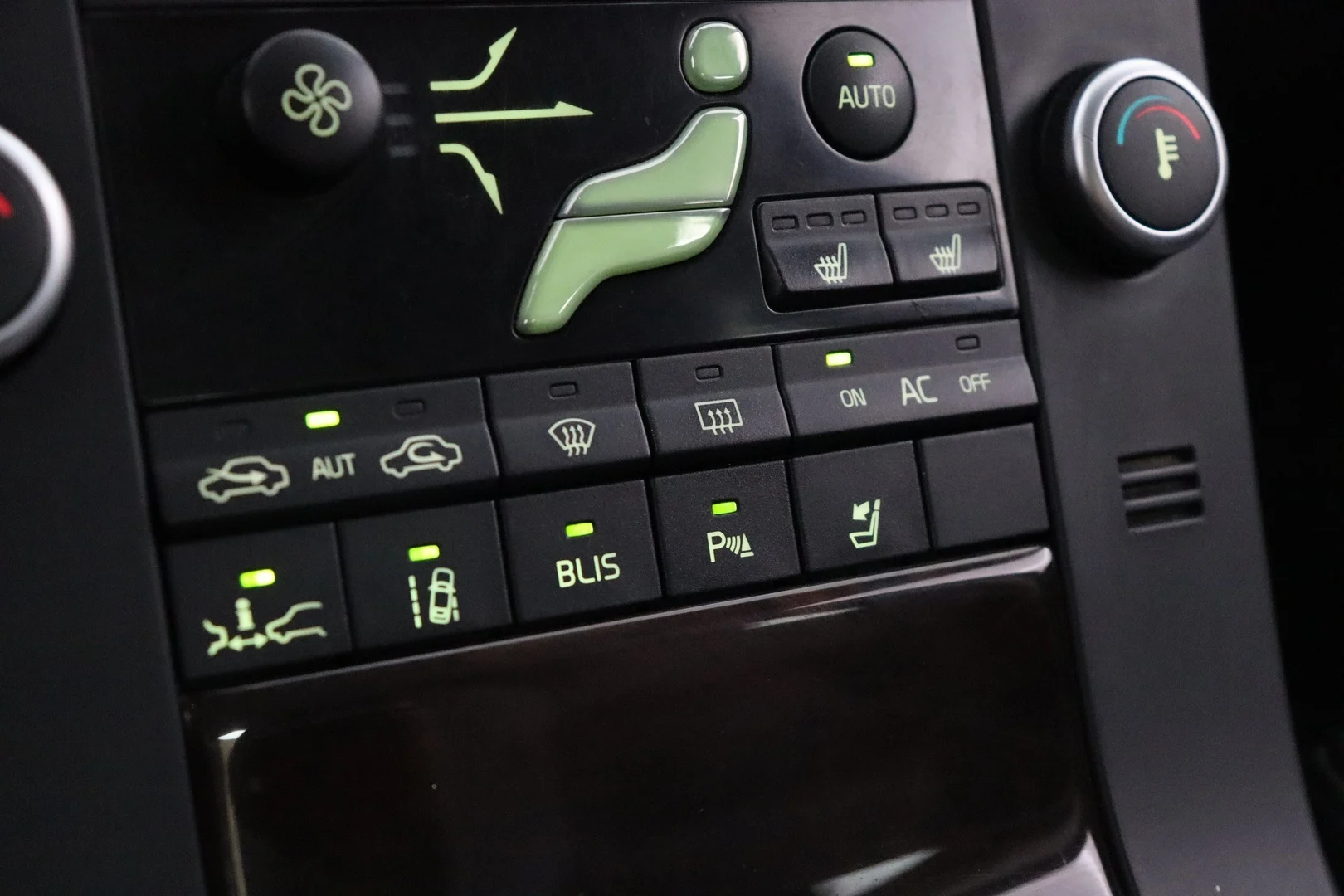 Car Image - 1pq5XcuGrQWbaq6izWeN9c