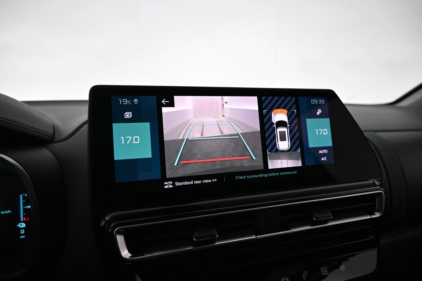 Car Image - 78oL6M12avoVyWipKjuUXo