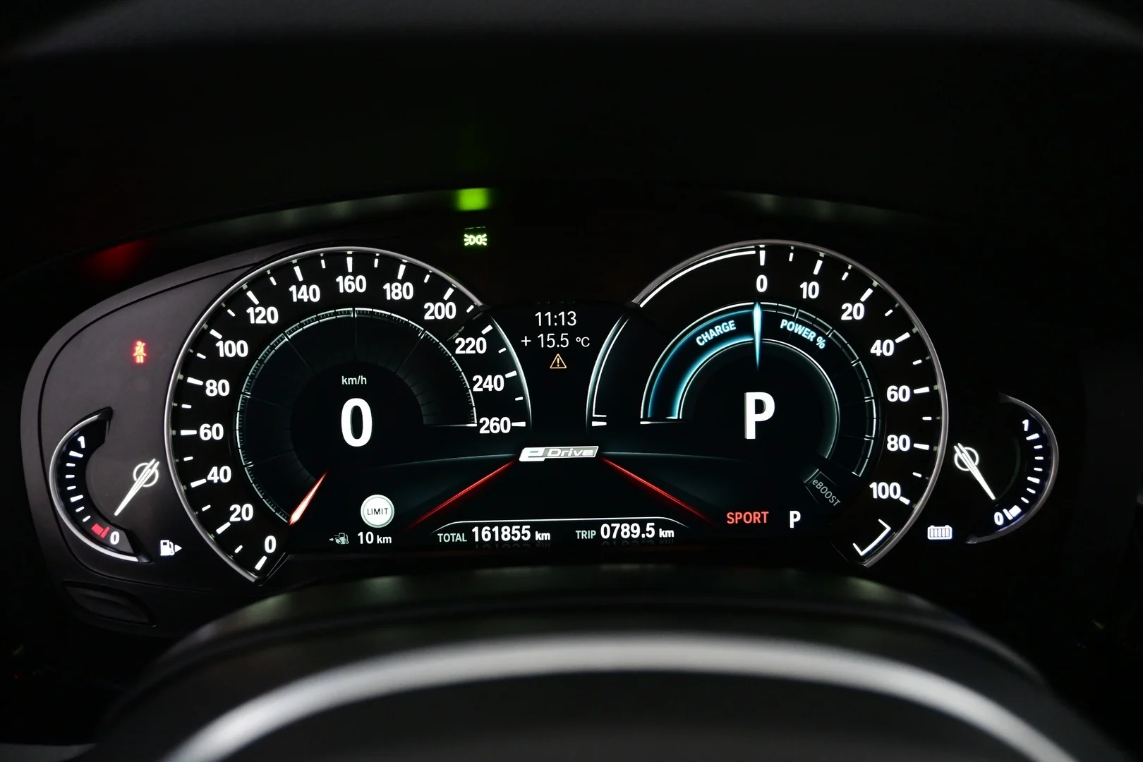 Car Image - 7iP7ZFFhs1rfljZx03UUW2