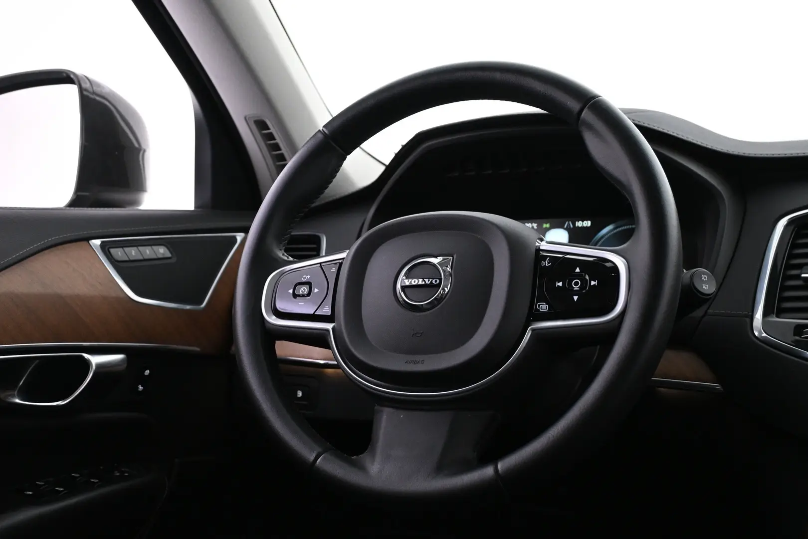 Car Image - 4TSSilqVPzvHXKbhyNBVWJ