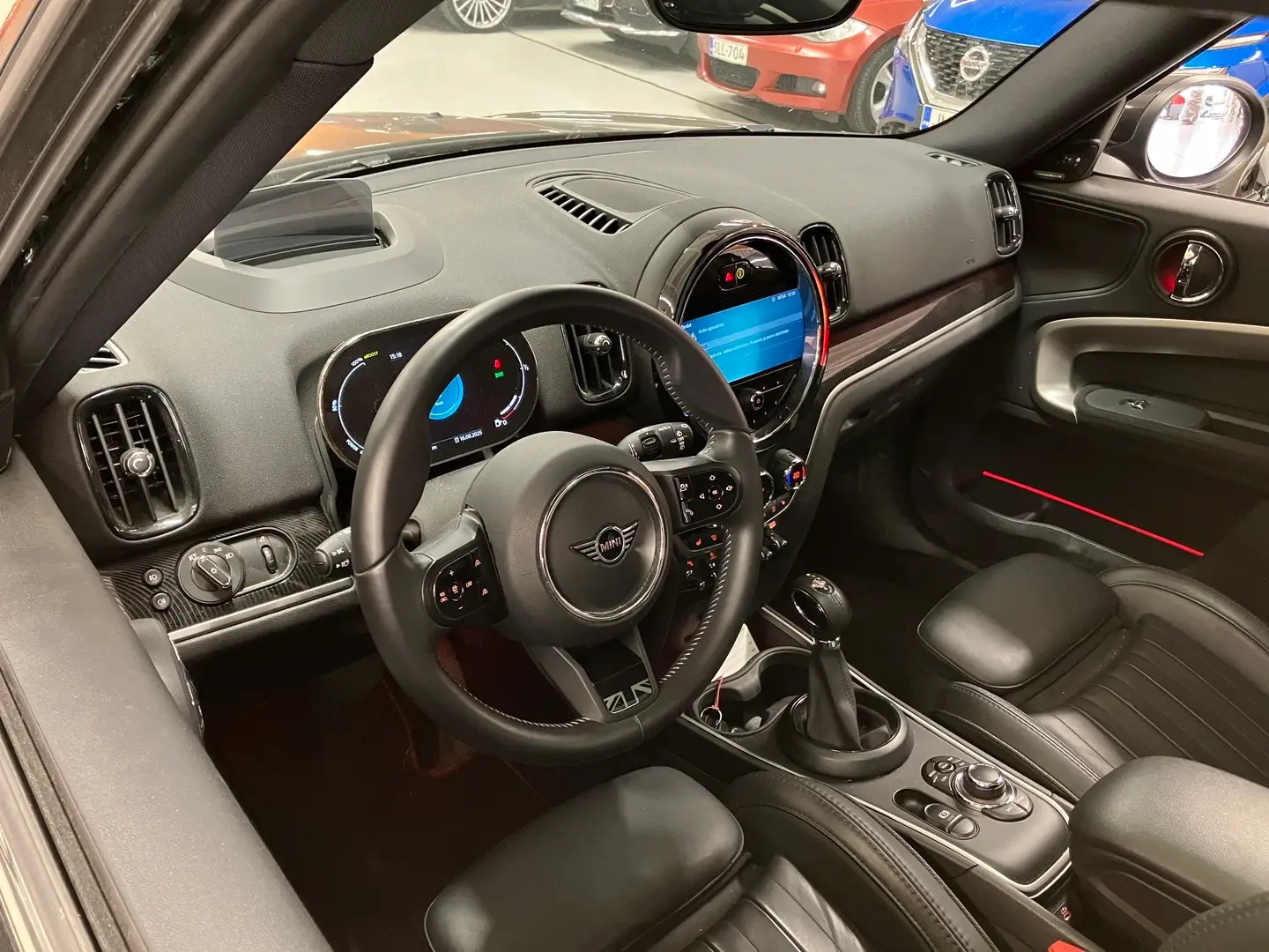 Car Image - 41PQO6PTS0g5j8Rm2U3eot