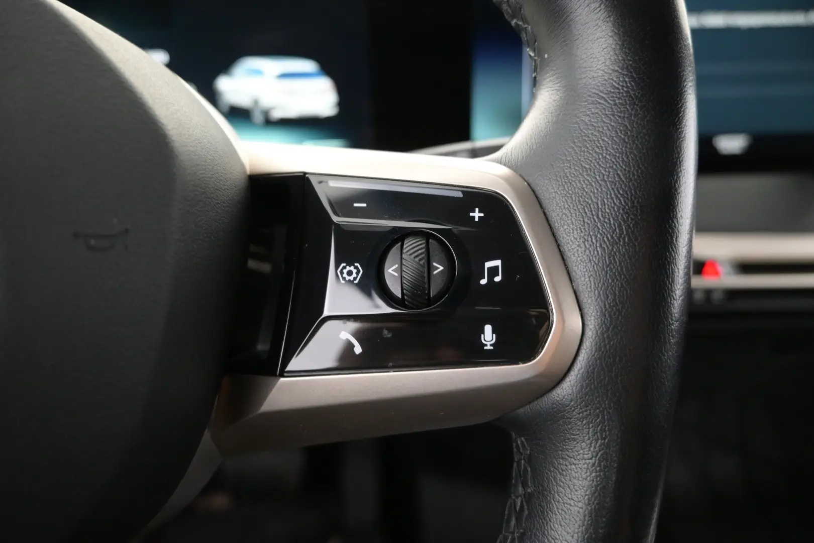 Car Image - 3z4kraPAMUMdFH9uow2ODB