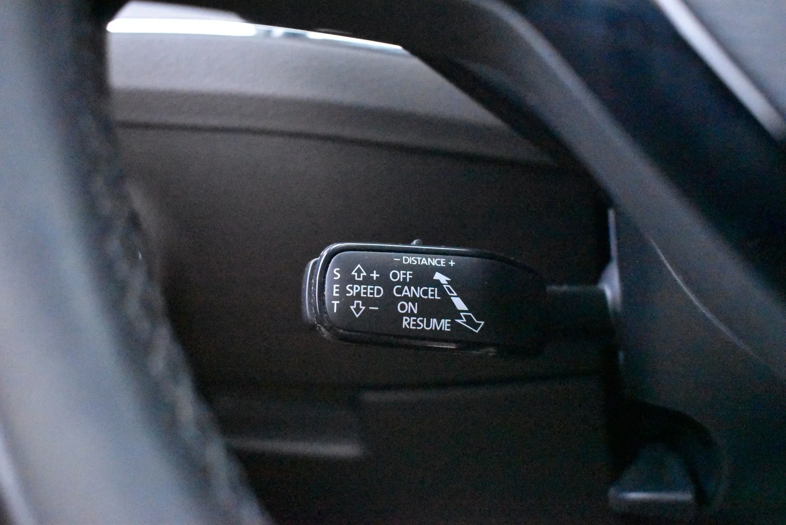 Car Image - 13w25zp9MWms980aX5wsN7