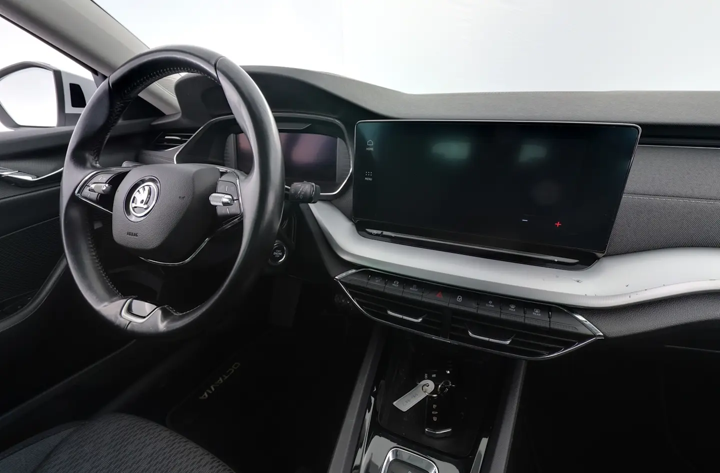 Car Image - 5b2CJeKYIk4LmXH8Wr7WYG