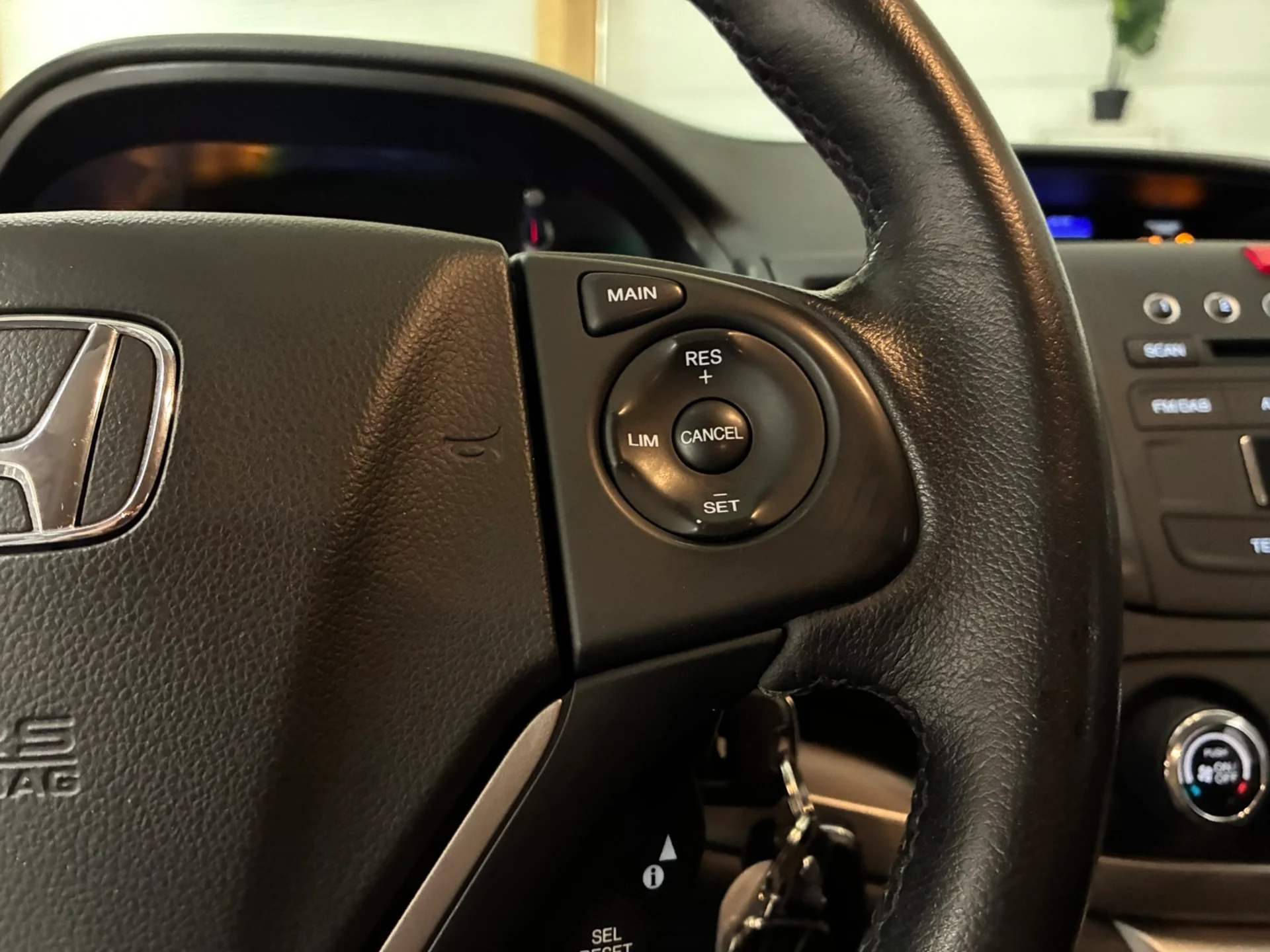 Car Image - 1neic4GPRDRNfpr8hpII8Q