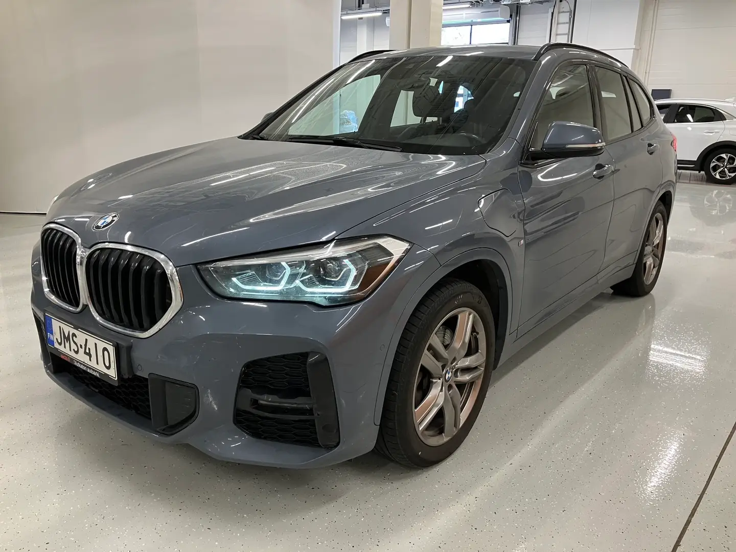Car Image - 4j37E1qENX5ogvyrhpzolF