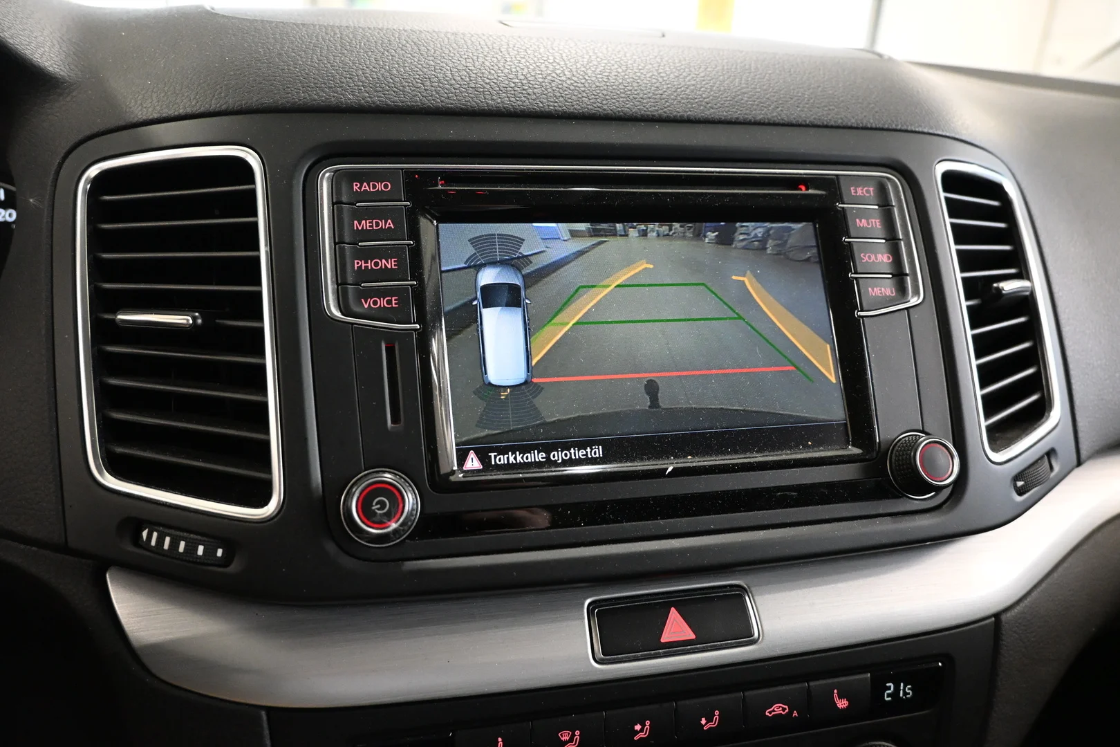 Car Image - 2f06fNugTVlzxYWCXMitKh
