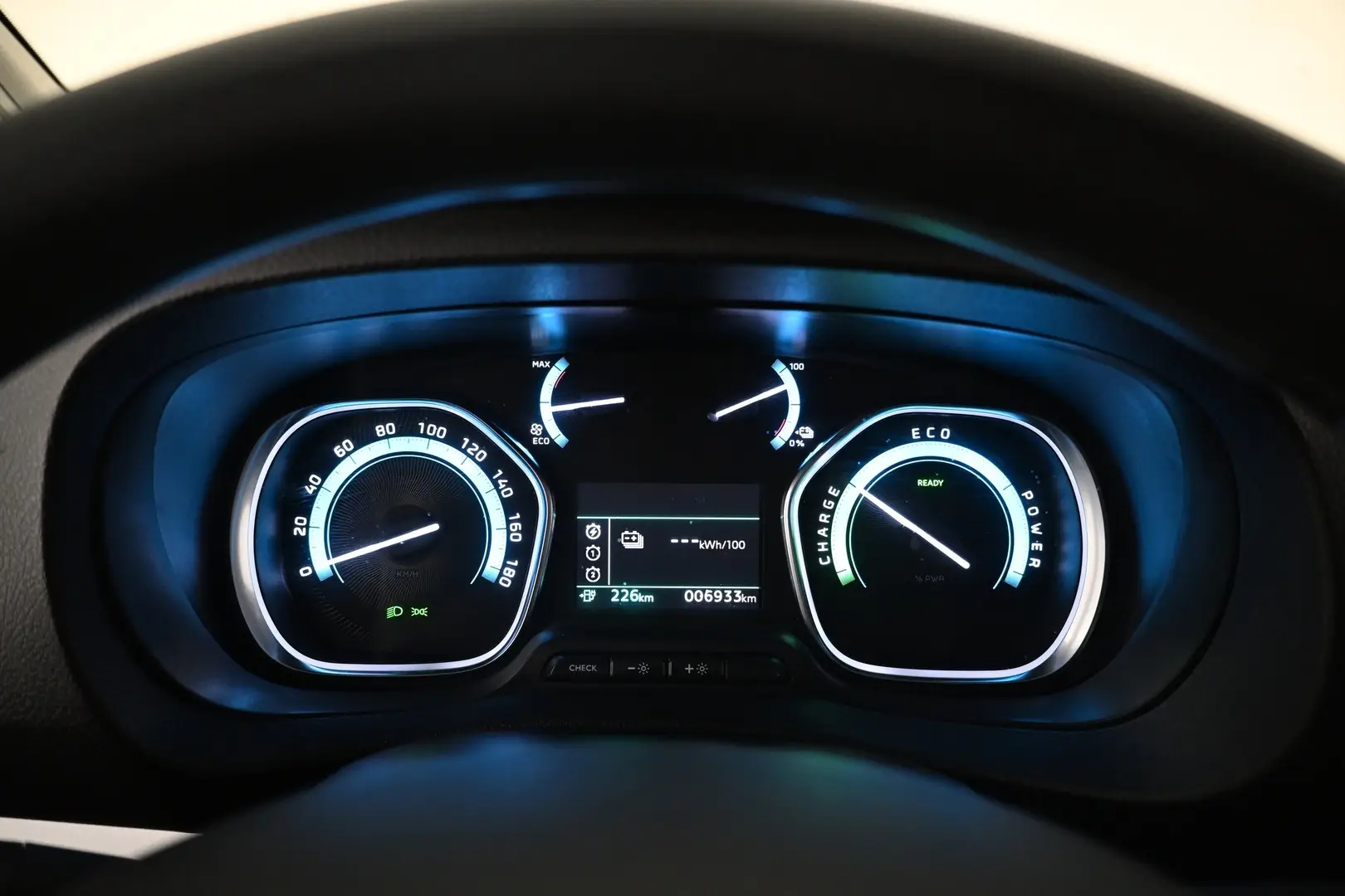 Car Image - 3TJGuZZD5VtEx3lYJr0GHa