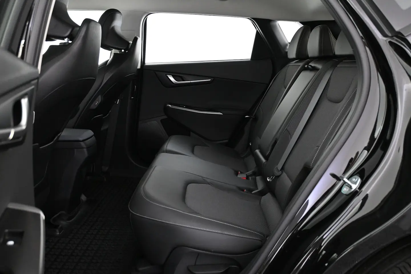 Car Image - 70owuofa0UYh8tYCeb9Z1G