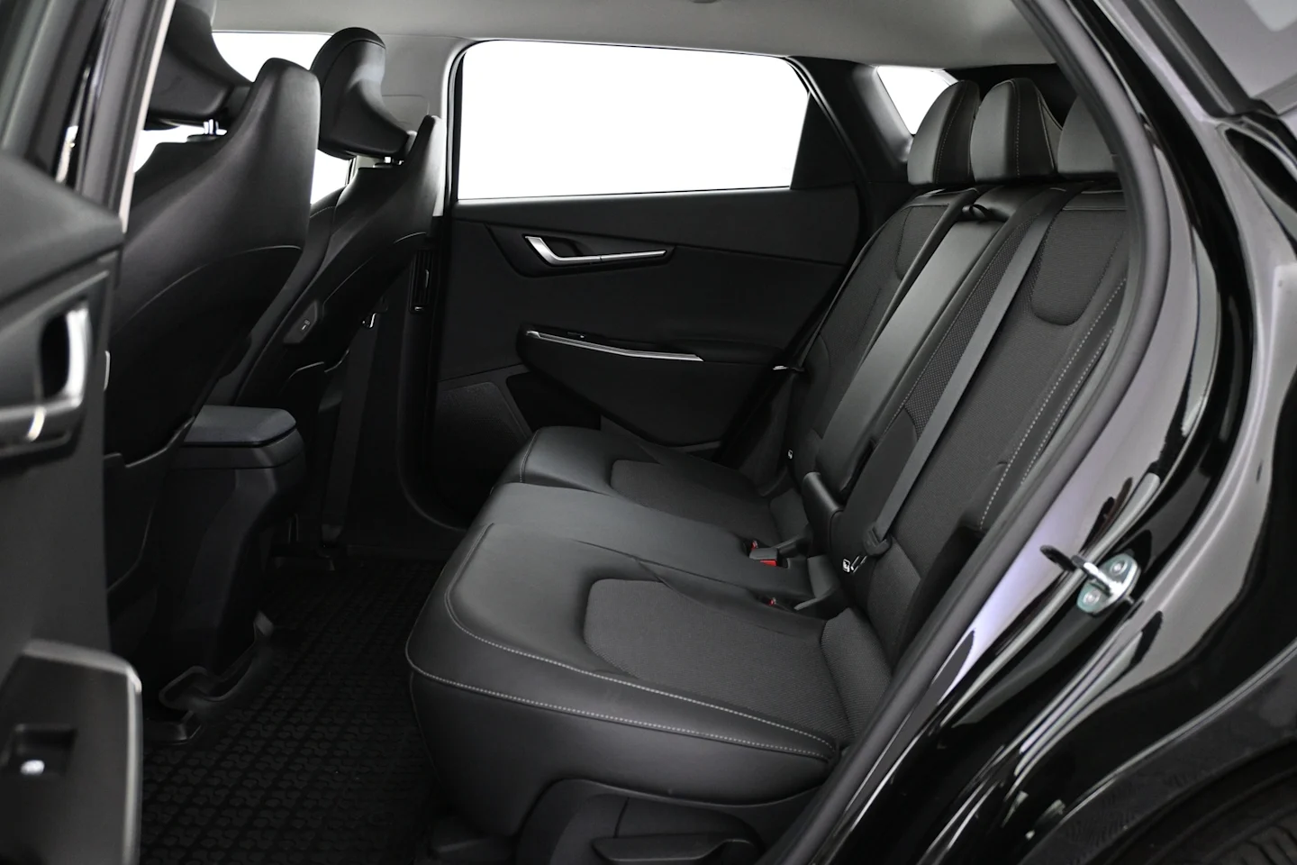 Car Image - 70owuofa0UYh8tYCeb9Z1G