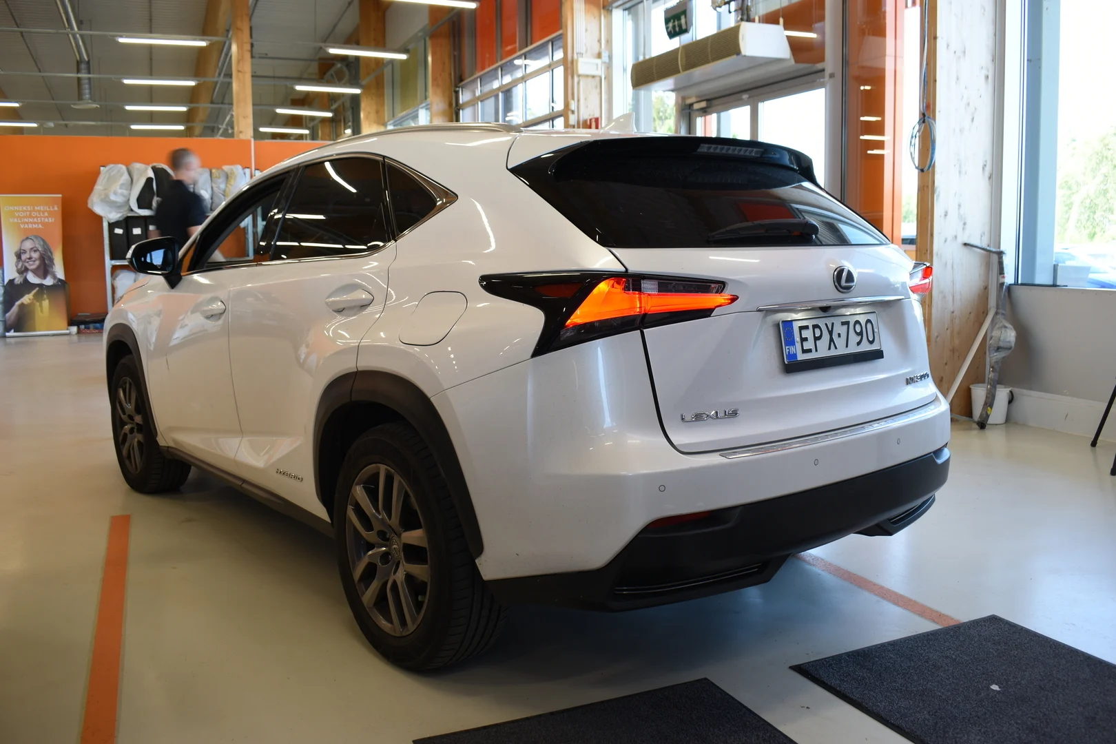 Car Image - 3jrrduEwLKA4s9zbS3VB9X
