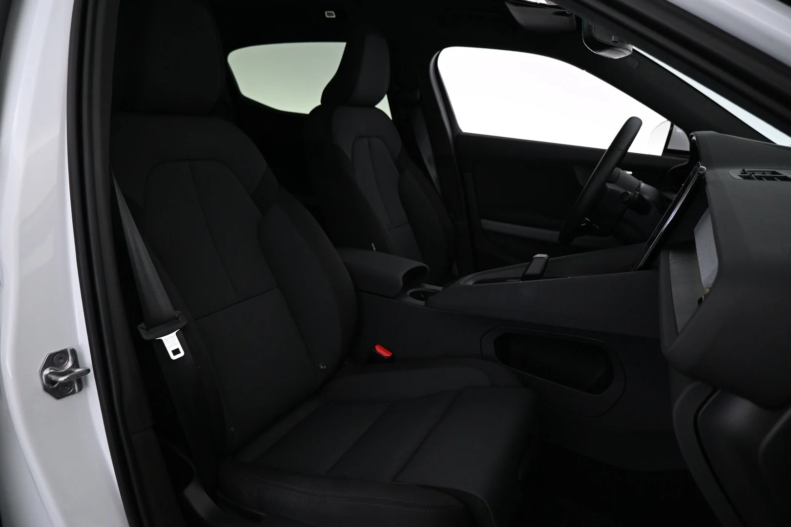 Car Image - 3x5ECUcAQ7akzl2JjqjnDU