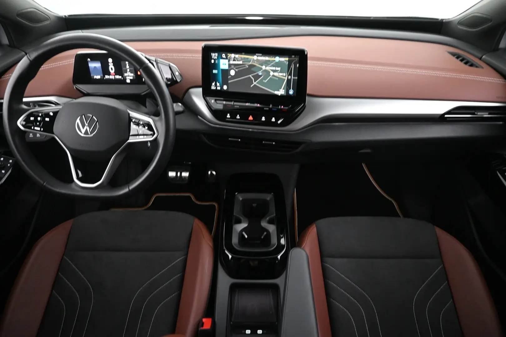 Car Image - QWDZYy56DzqE0Bb83LkPV