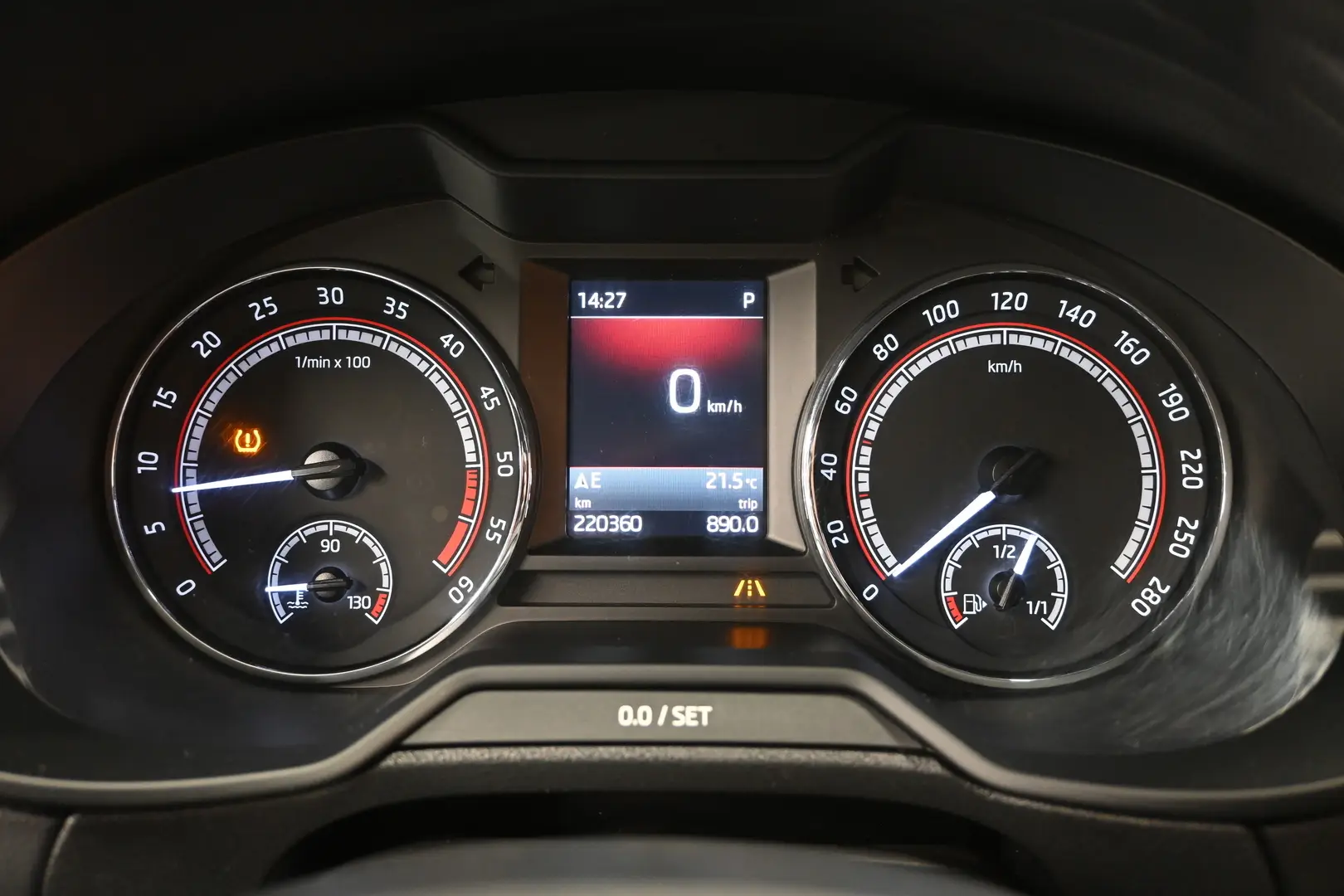 Car Image - 6Y2Ra4dwqqwawW1FA7KN50