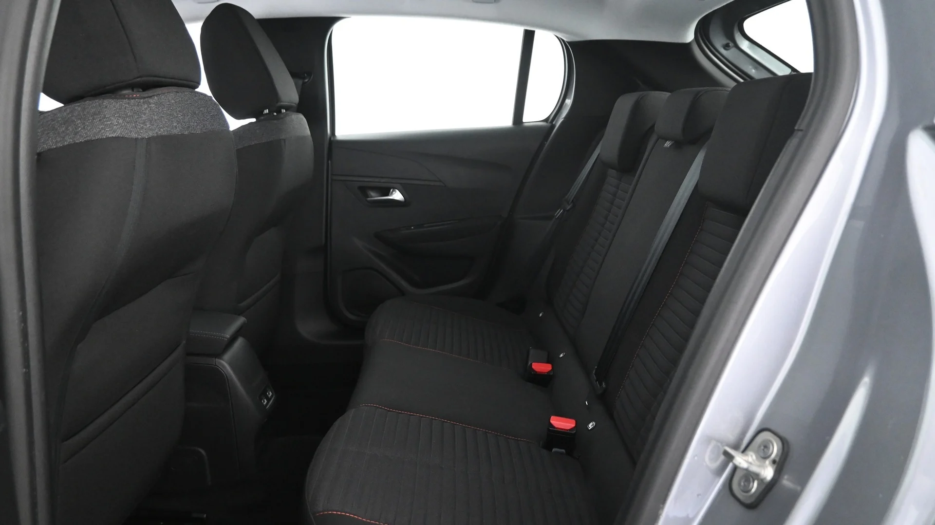 Car Image - 54IOylU8BRAnxJlBva0a55