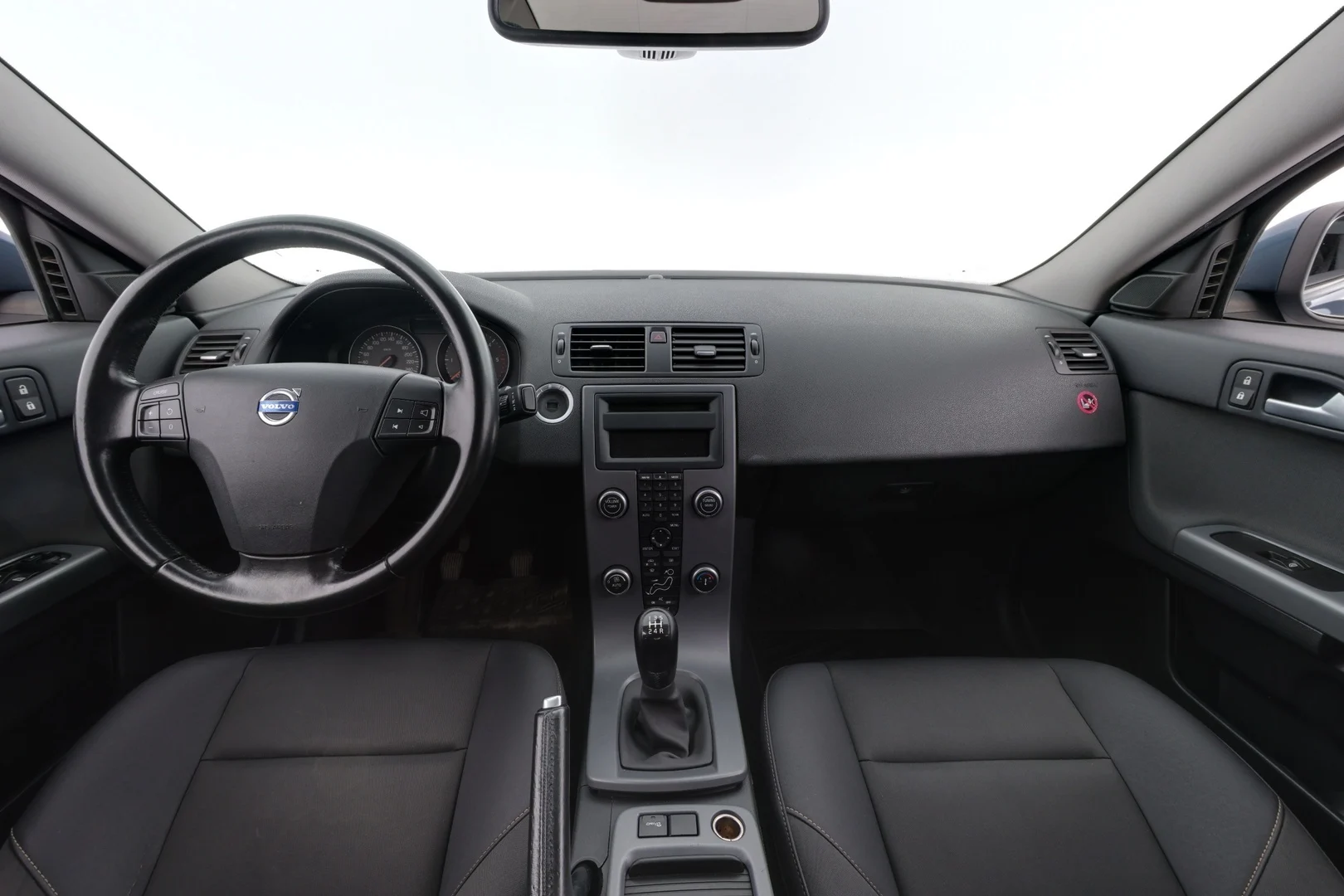 Car Image - 3drhiW24Ziep6eSpZNSx6y
