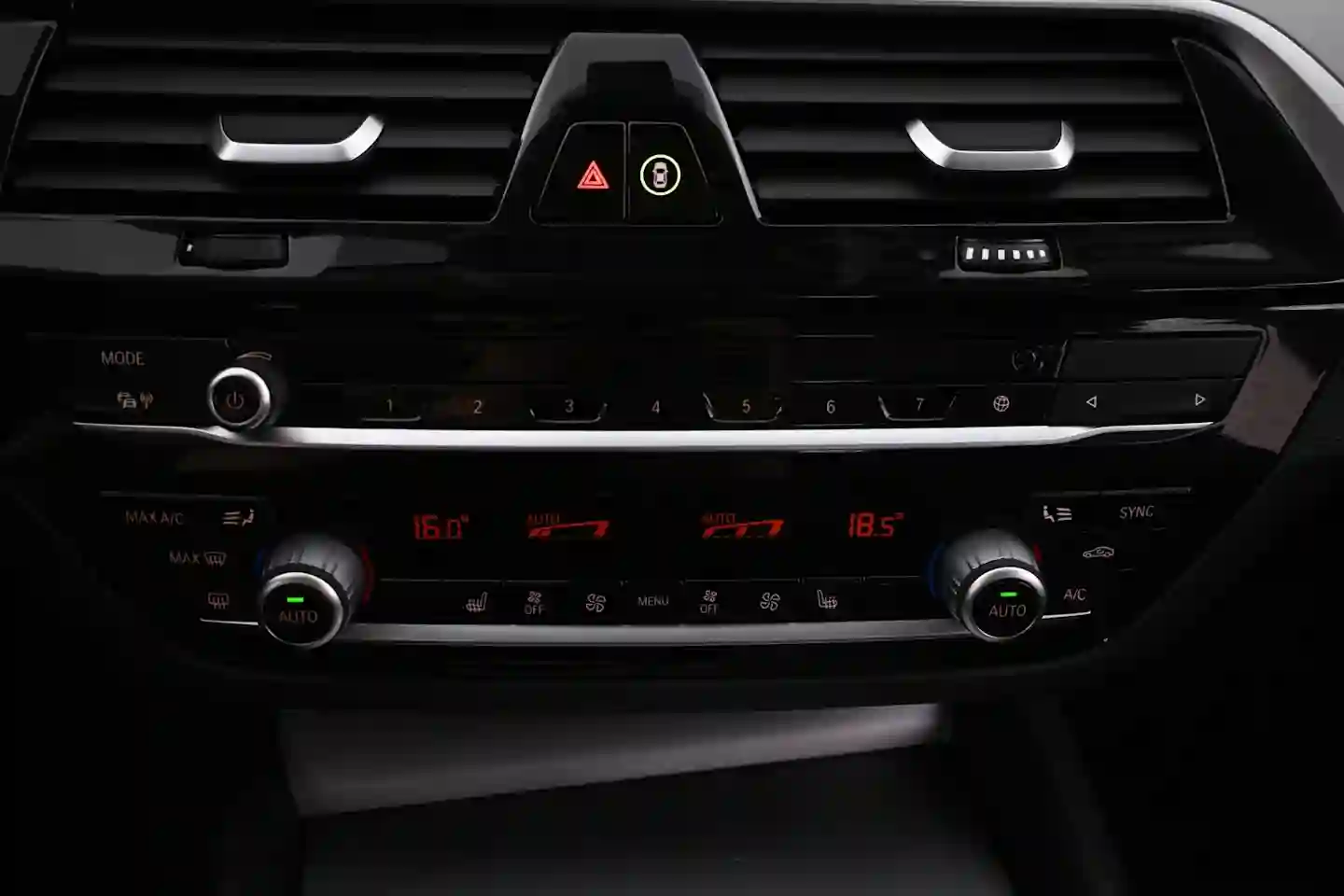 Car Image - kr7pnG4mbAKGMarqEtShd