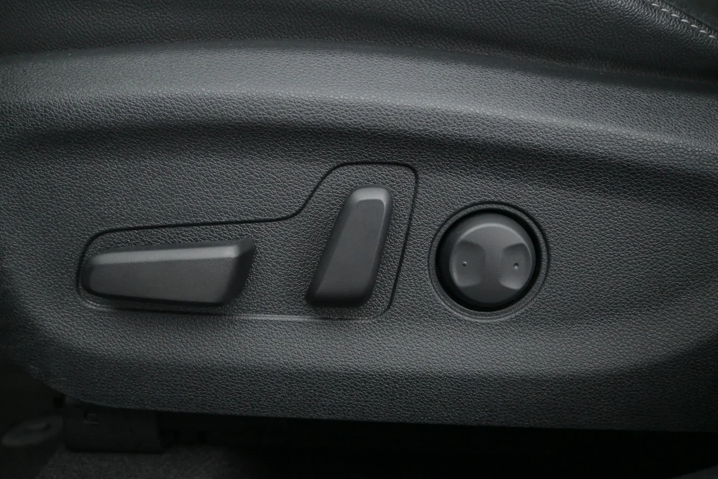 Car Image - 7FB5JksMarm7vb18SIvNS8