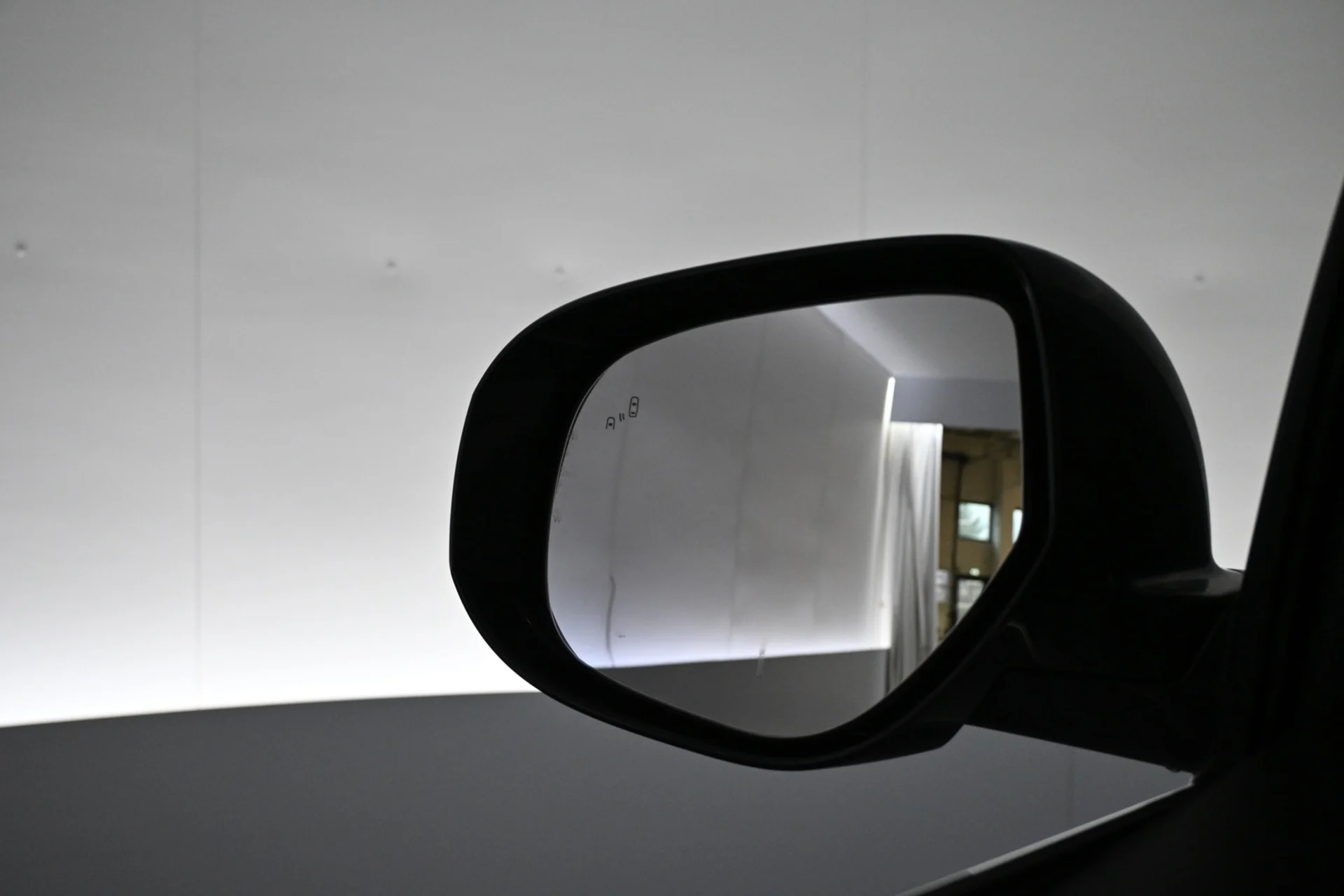 Car Image - 7HKvvT1TRC3IeInRk1IbCg