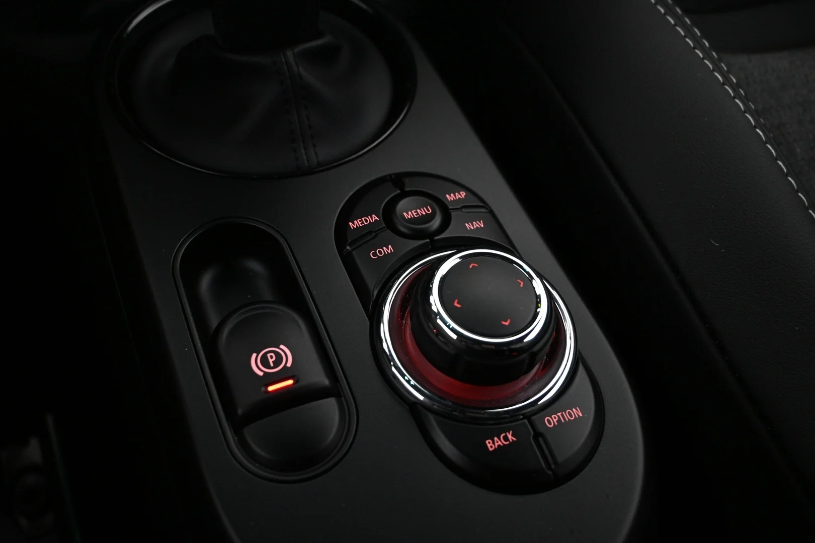 Car Image - 2rLjjwjb0wrKYouZLb45Fa