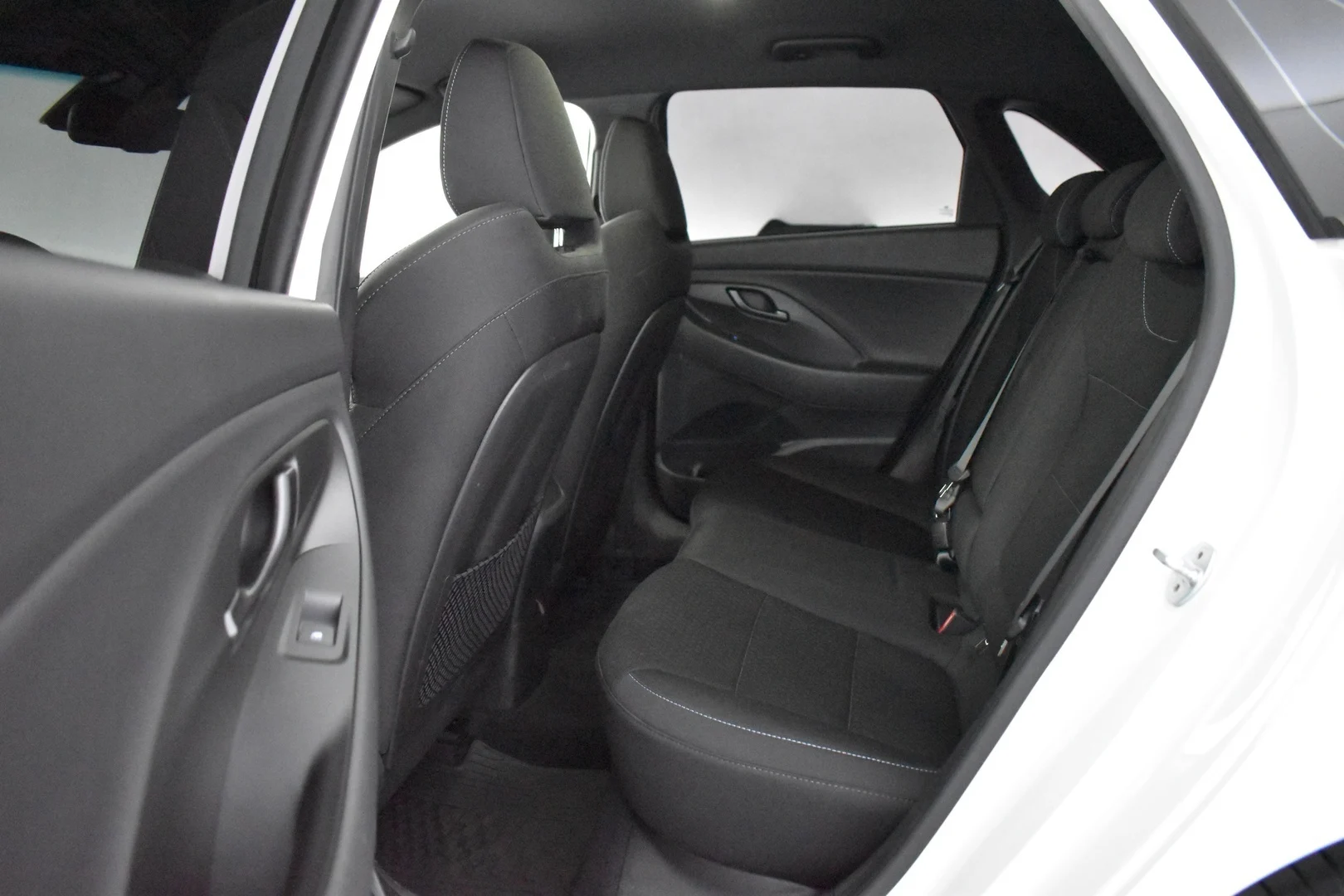 Car Image - 7KIMS2O453PJluarLiSRmE