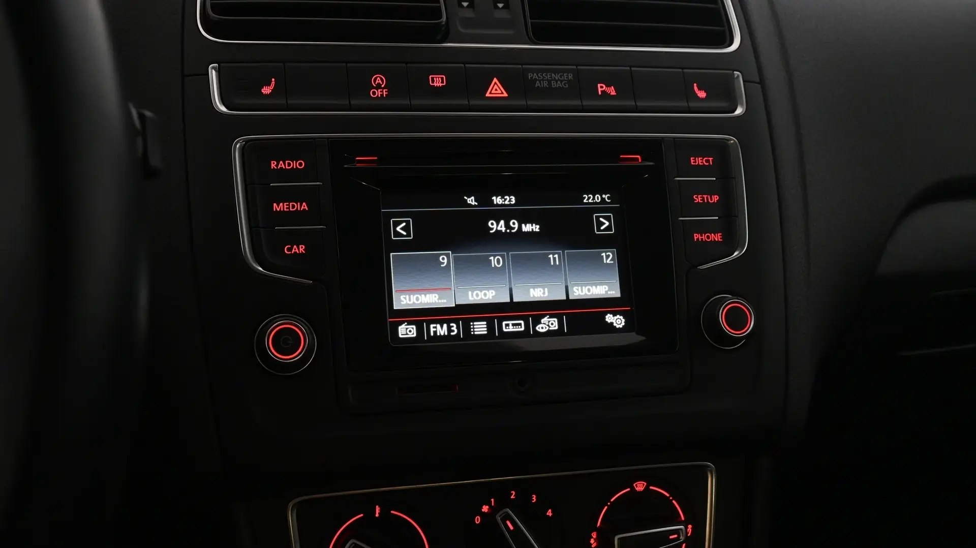 Car Image - 4eXyhsoEzLeNmdTKmIp278
