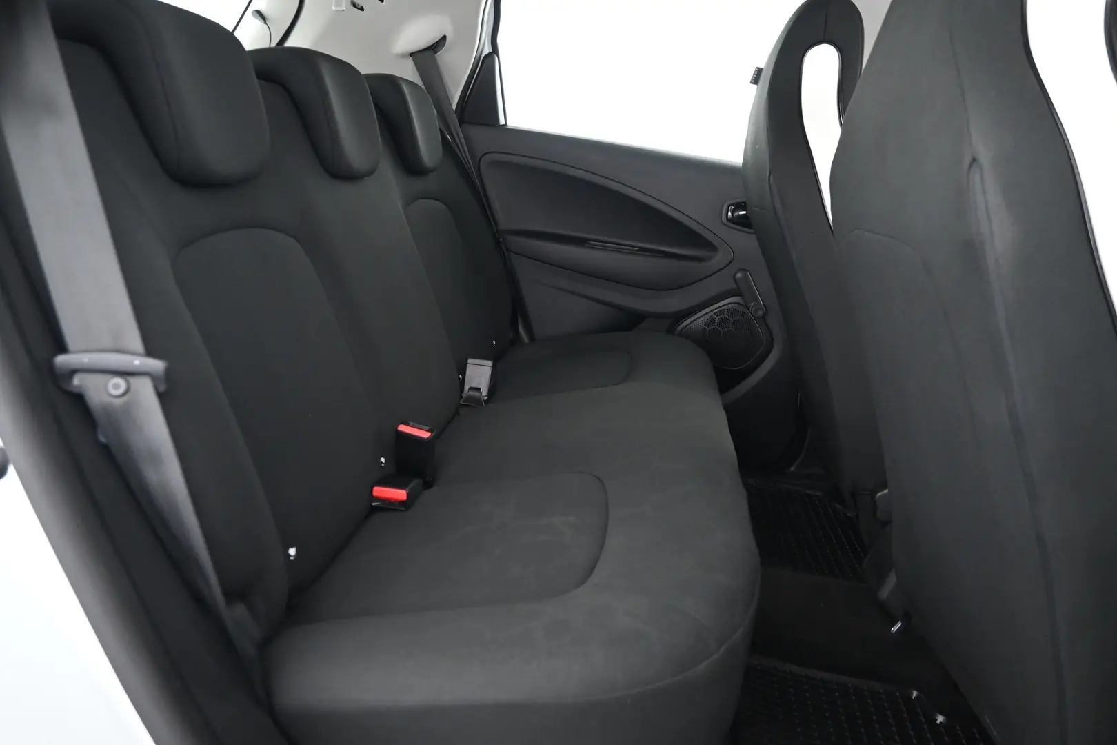 Car Image - 4qyBwgZnRXf71UEvsLZ6Xa