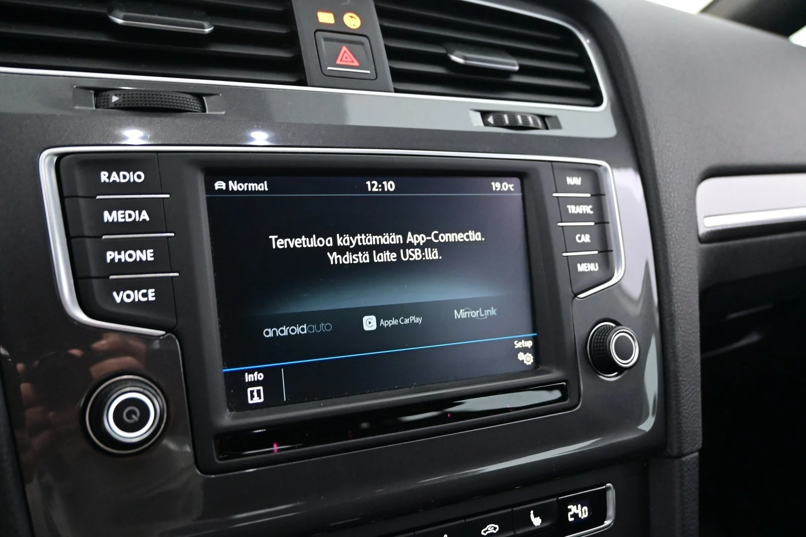 Car Image - 4beSVBBC1jqGEHpBJy4TZZ