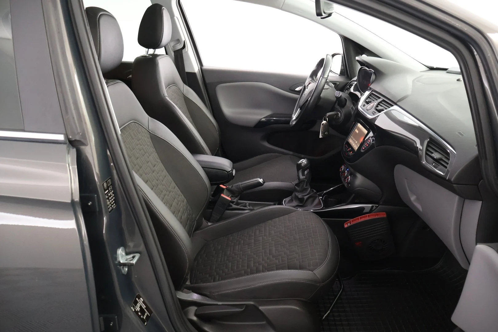 Car Image - 2vpp2fjhoxNPeQJX36v8tS