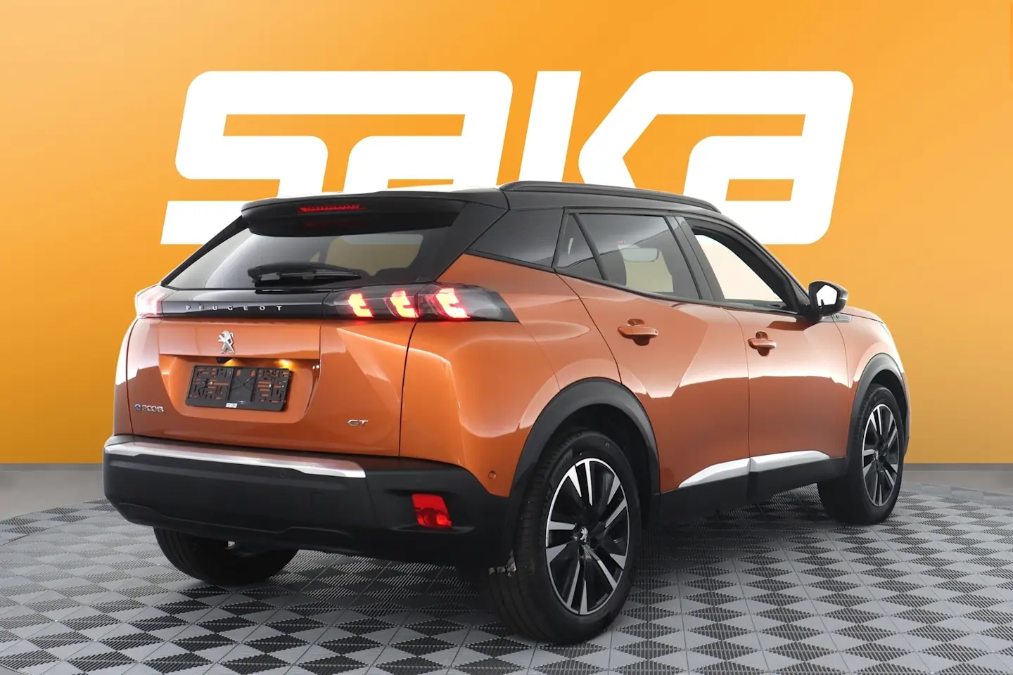 Car Image - 1QQFd0KNMDR3NpHNDsDI9X