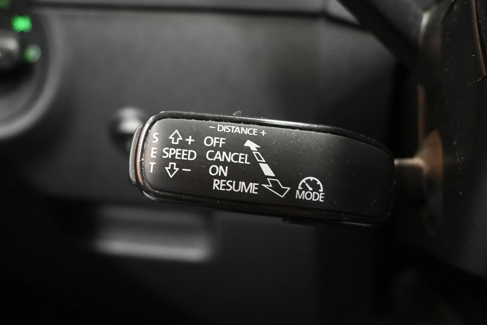 Car Image - 5H5xdlsxe7MTgPO8q6bJ3y