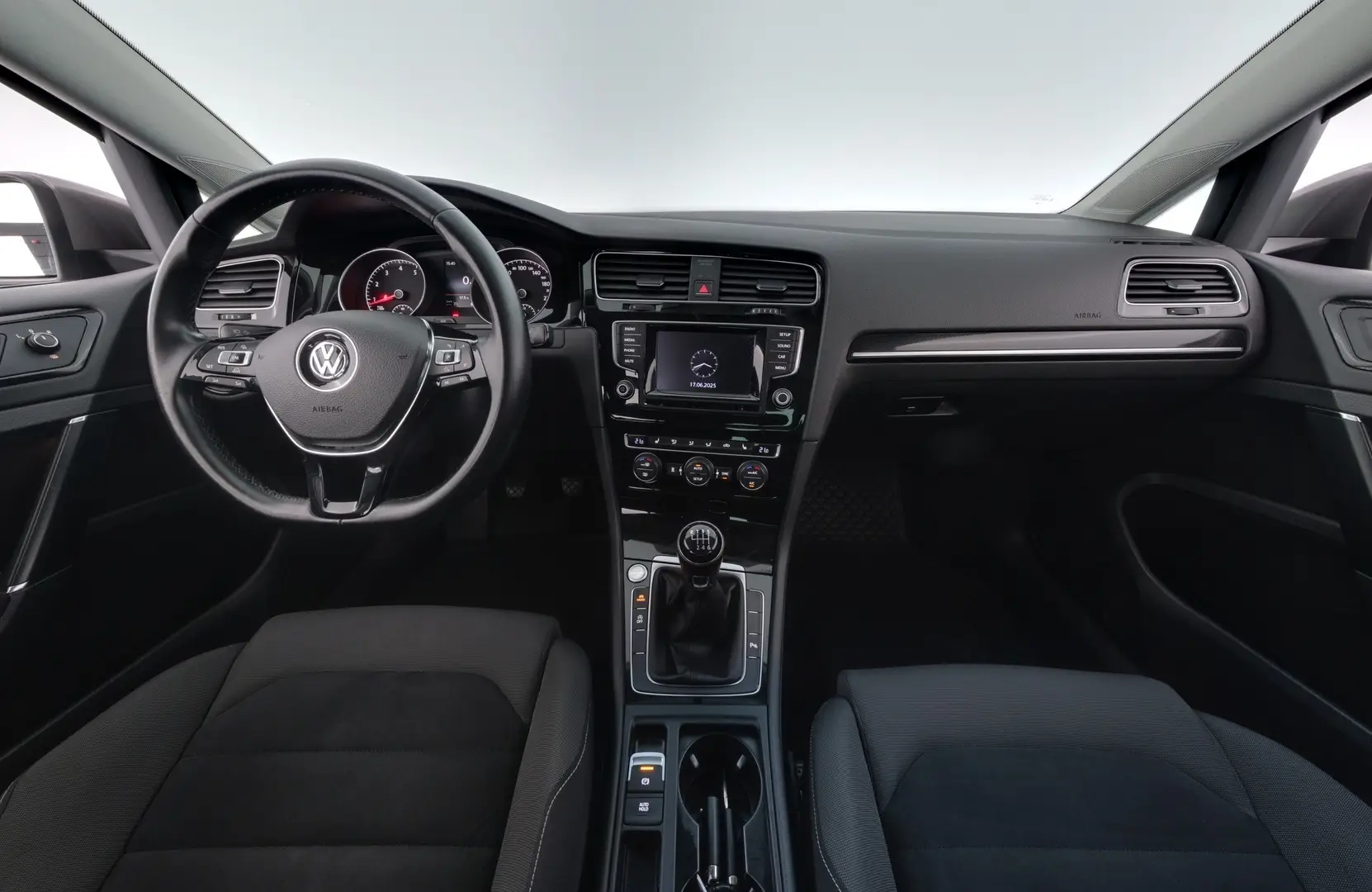 Car Image - 75FPxitWmI8EO70C0Ty2N