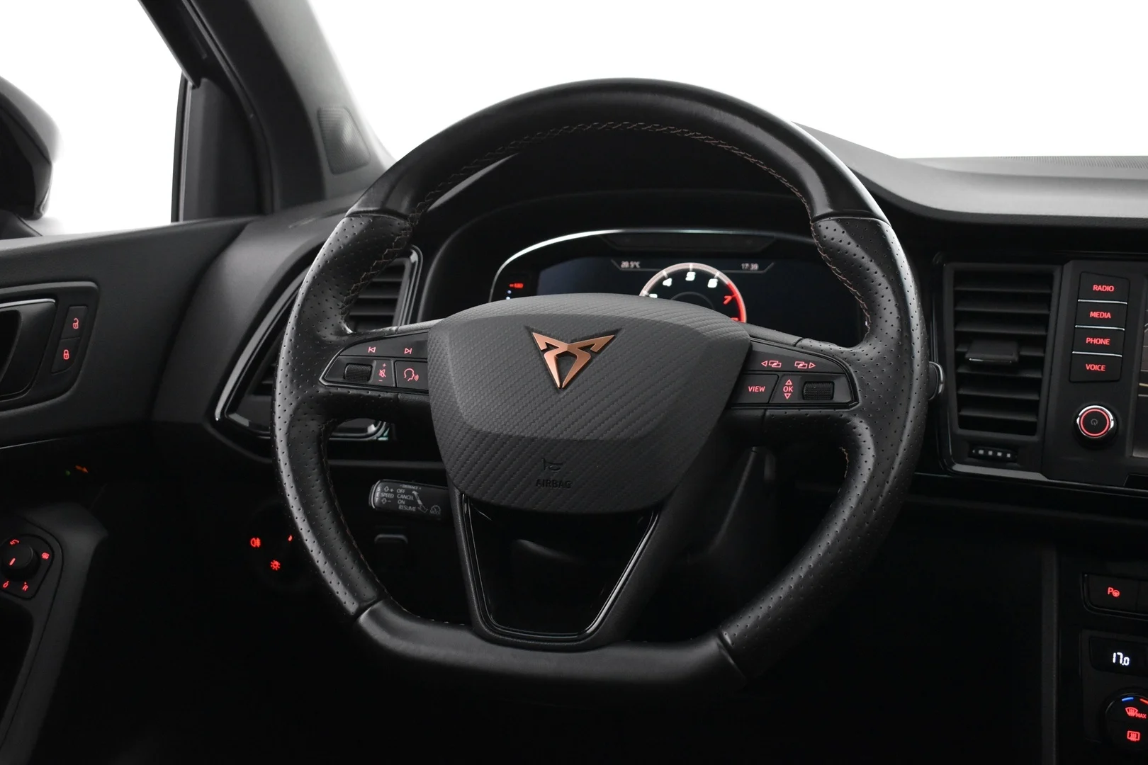 Car Image - 2NJJGaFLSPSKbwHhgDcmLL