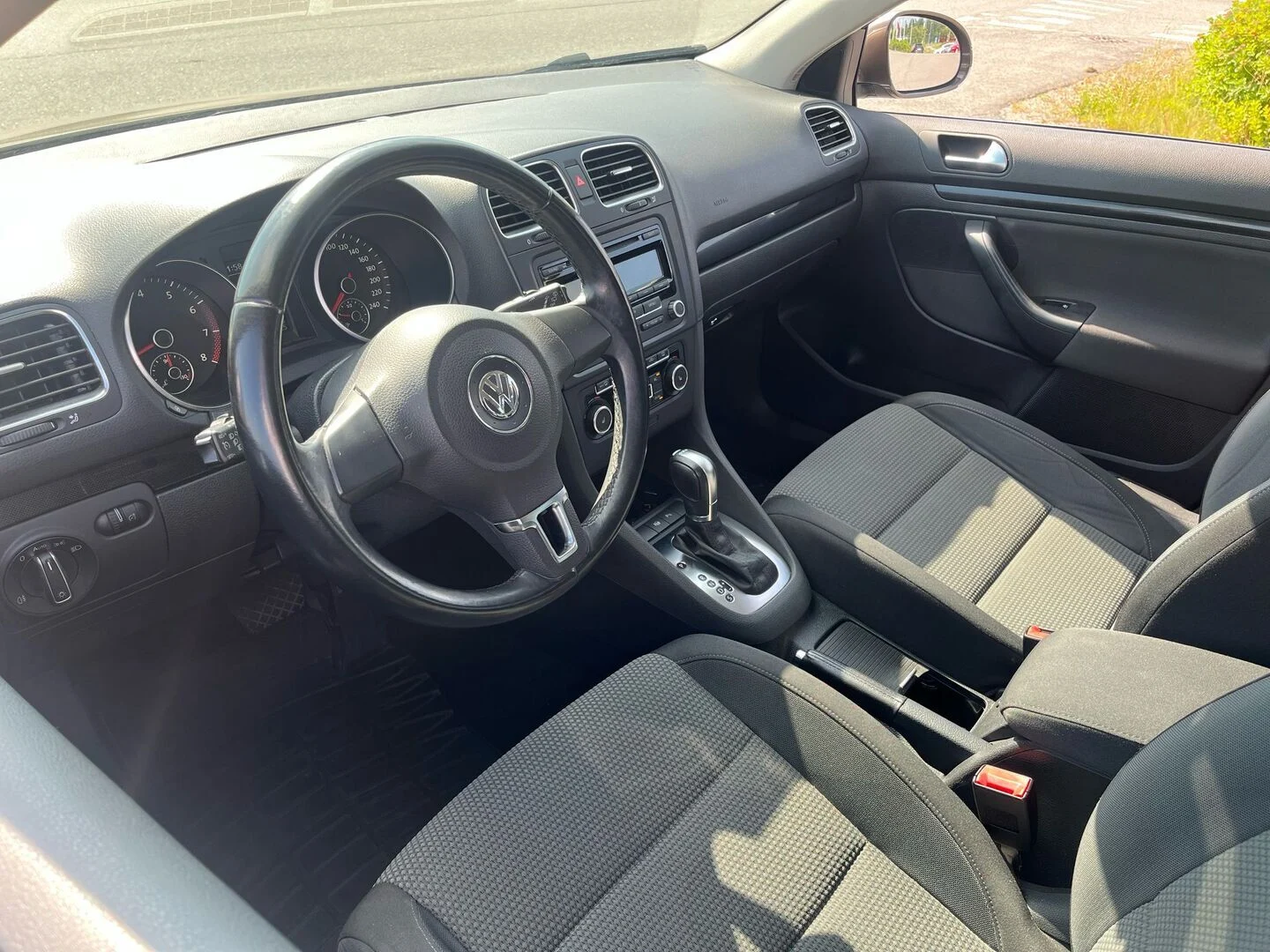 Car Image - laBhQZbUQypob0LKAURh9