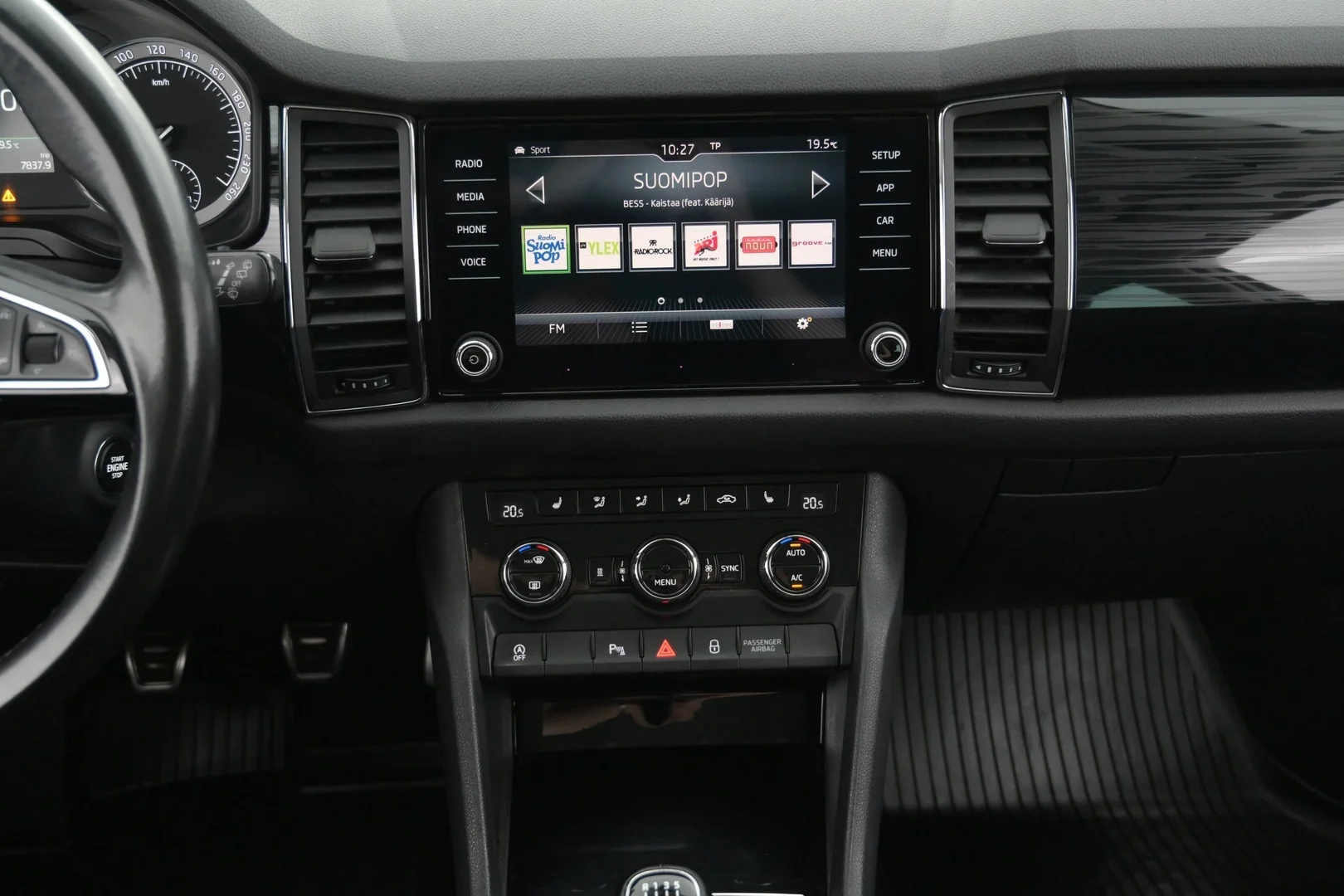 Car Image - 6VAlMILiVP9J8KbHu6L2pJ