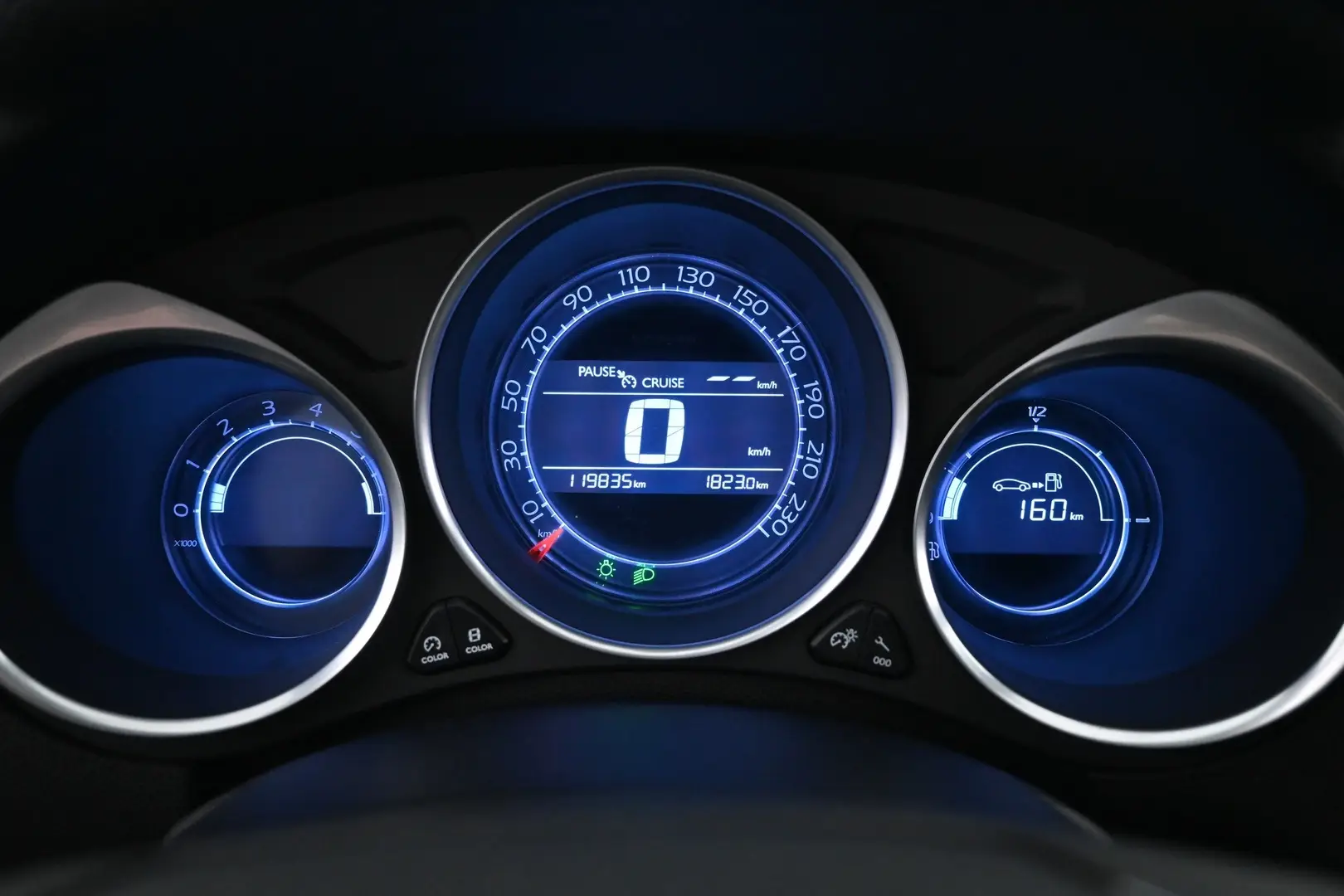 Car Image - 2asm22Y6d2rcJPq2llw8tb