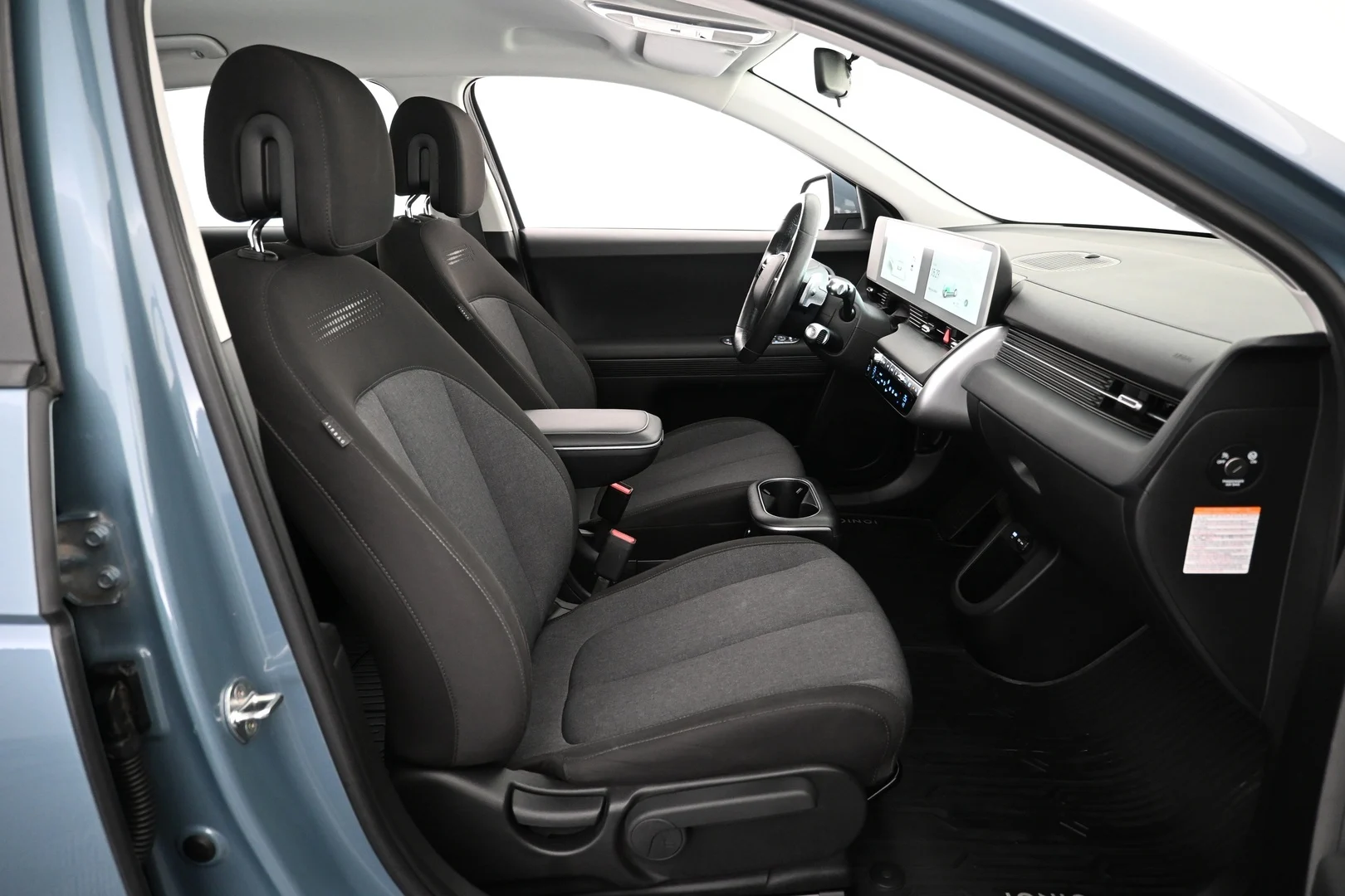 Car Image - 5s1vjrY1VX1Qn0njcSICu9