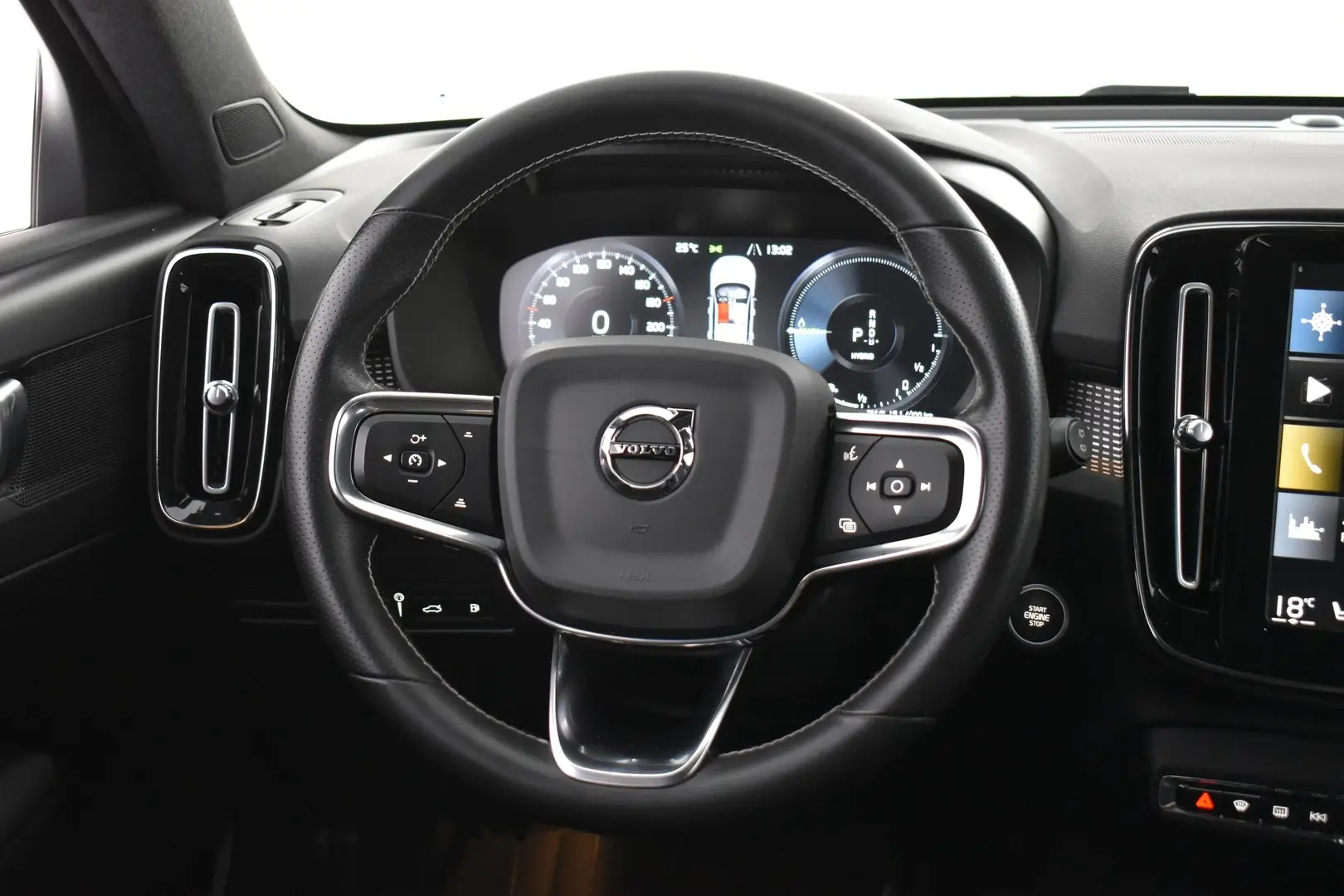 Car Image - r45wkpluMn51qdvutUACx