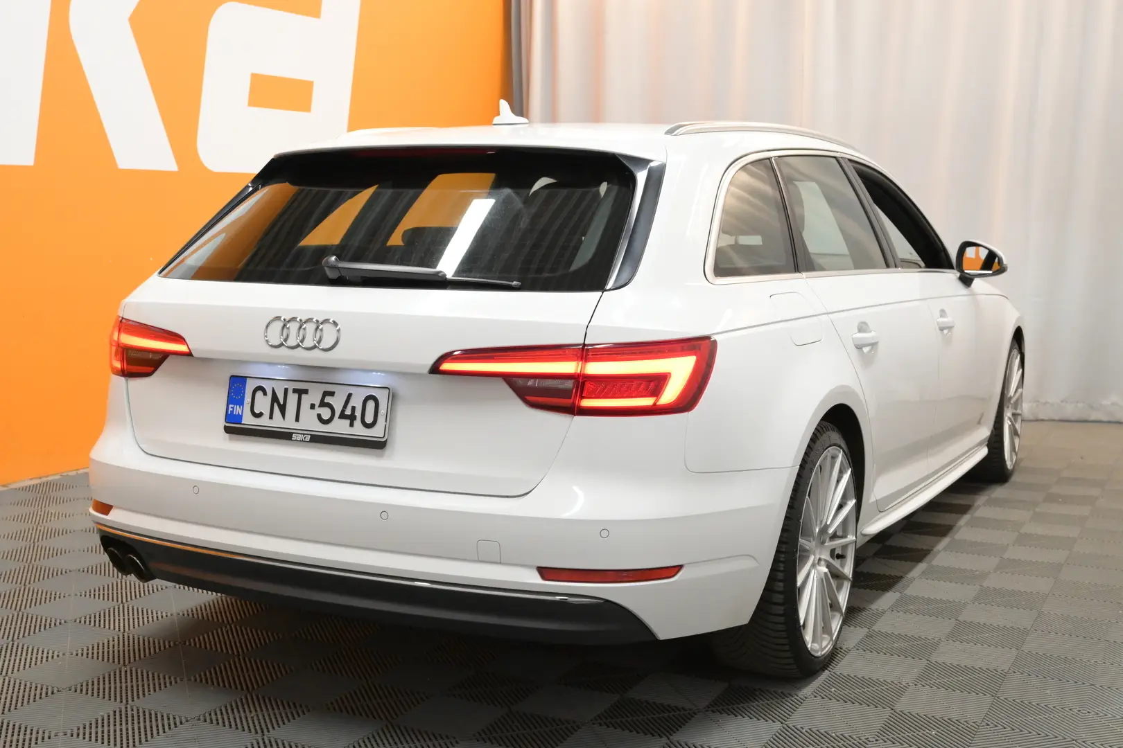 Car Image - 3j81tjdxDTGsrvVX7UQhil