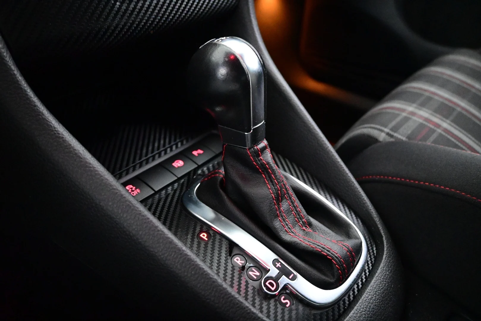 Car Image - 4XLPDrkV5p9kaRTdIyzOZK