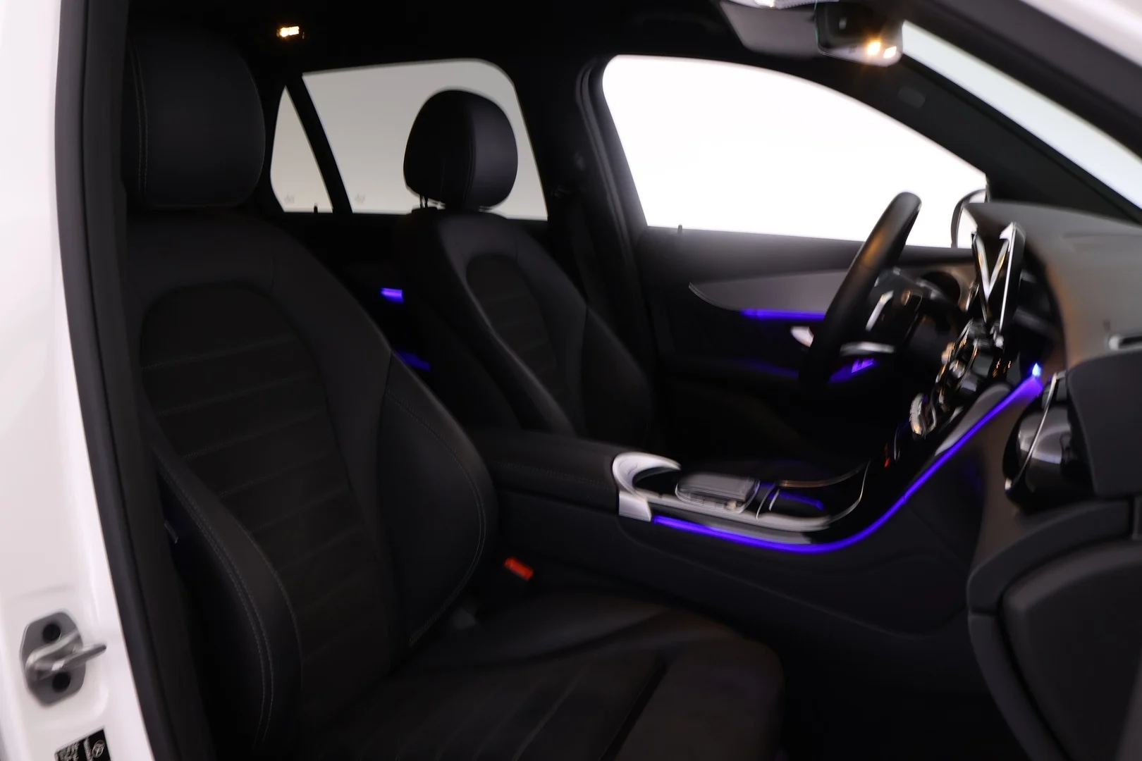 Car Image - 1hG1IAsNcOJxGHSChb9Pja