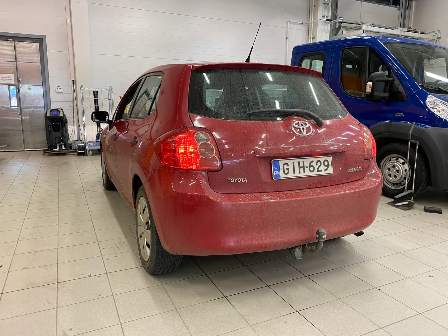 Car Image - 4TTyEuNYCoB9fDmWdNWBv9