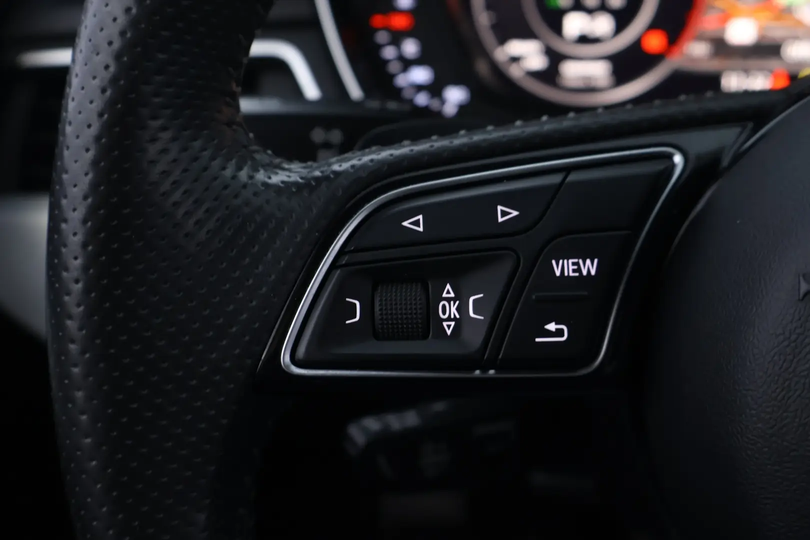 Car Image - 30ww6dfrPnKHOVl7iO23ed