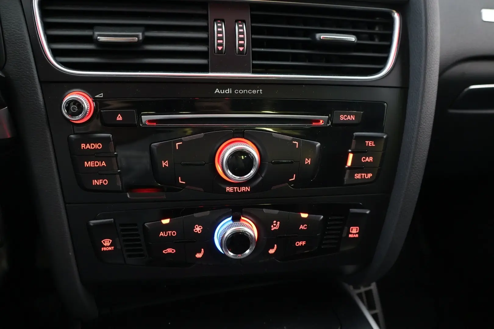 Car Image - 3BTw8fjPfiEKWlpDmaMcJW
