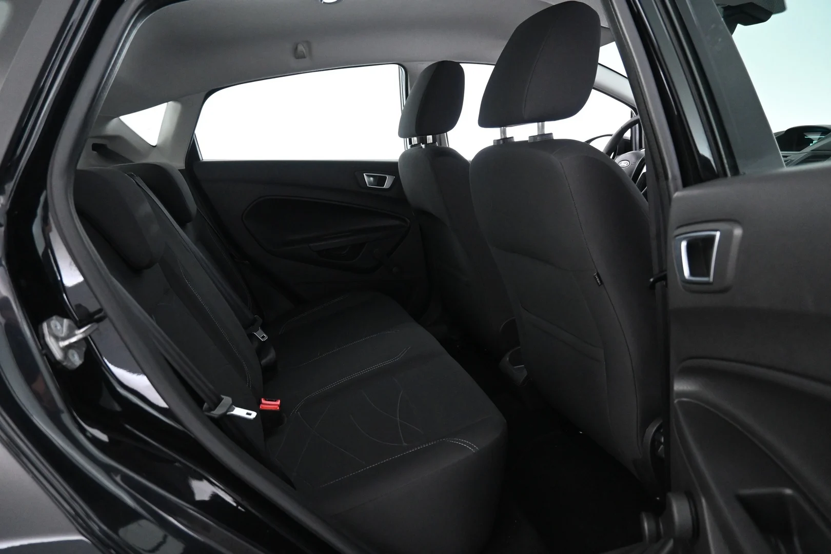 Car Image - 7AqtTe7gI0yR1N2cCEEOnH