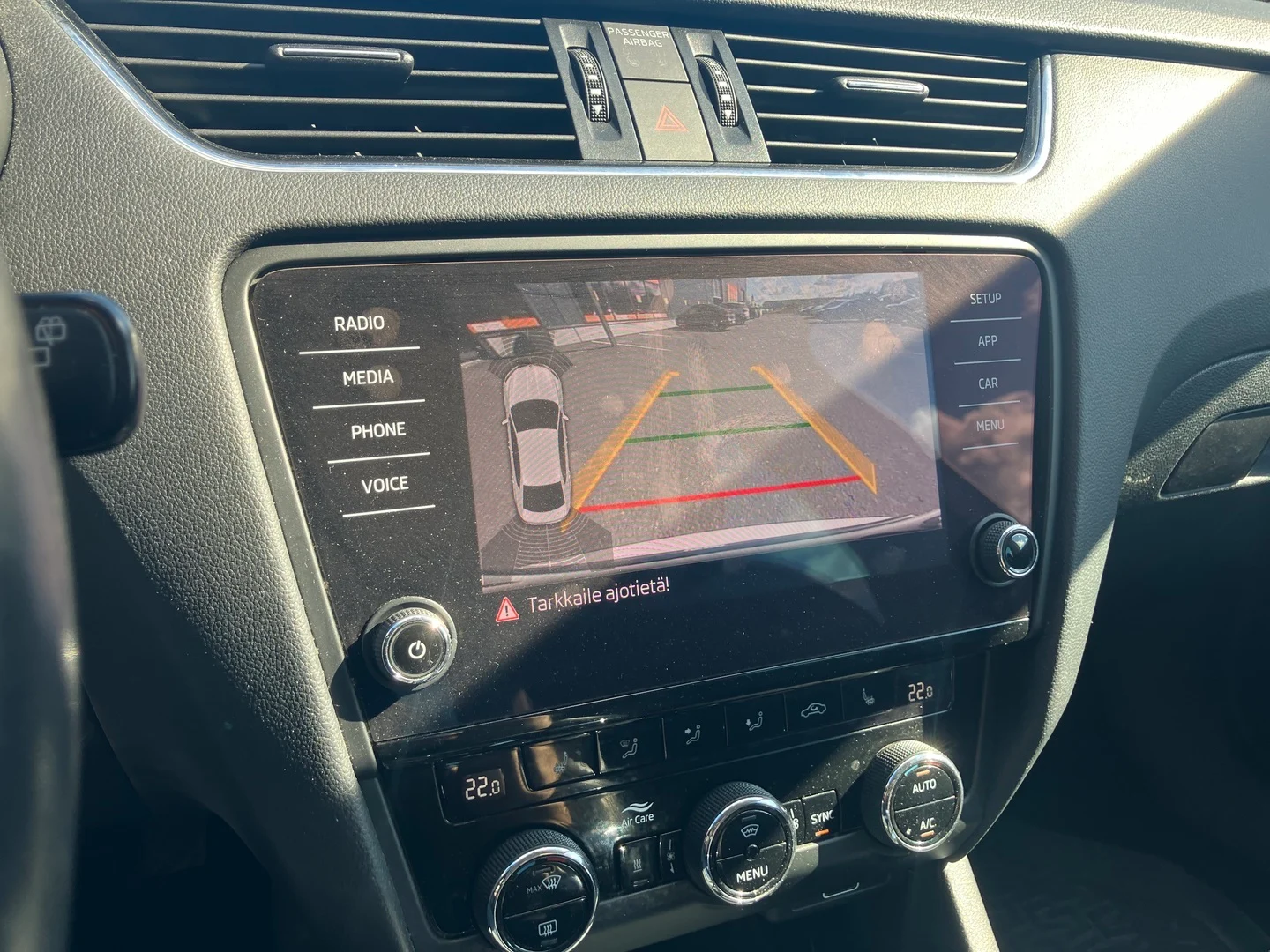 Car Image - 6Wi0IzmUYYn4NZwi6ZUrgv